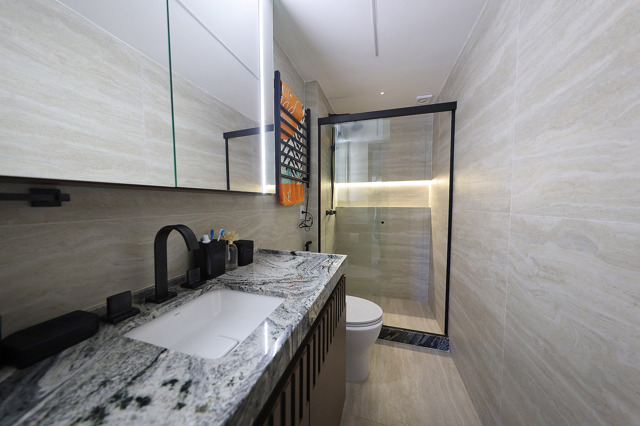  Renovated oceanfront apartment in Barra da Tijuca. - 物件實景