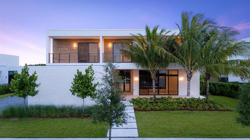 Weston, Florida, 33326, United States, 5 Bedrooms Bedrooms, ,10 BathroomsBathrooms,Residential,For Sale,1925286