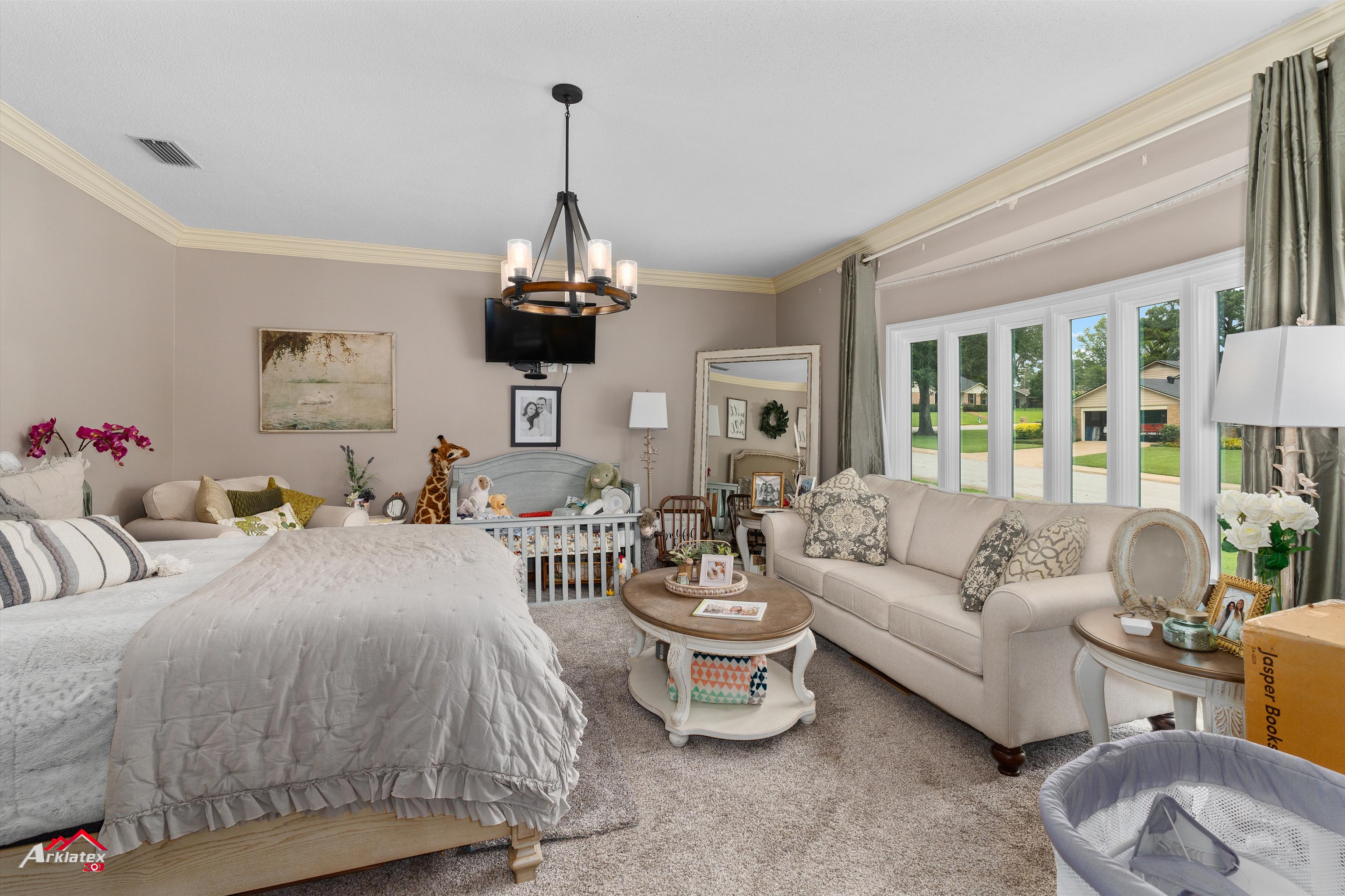 Henderson, Texas, 75654, United States, 3 Bedrooms Bedrooms, ,4 BathroomsBathrooms,Residential,For Sale,1975189