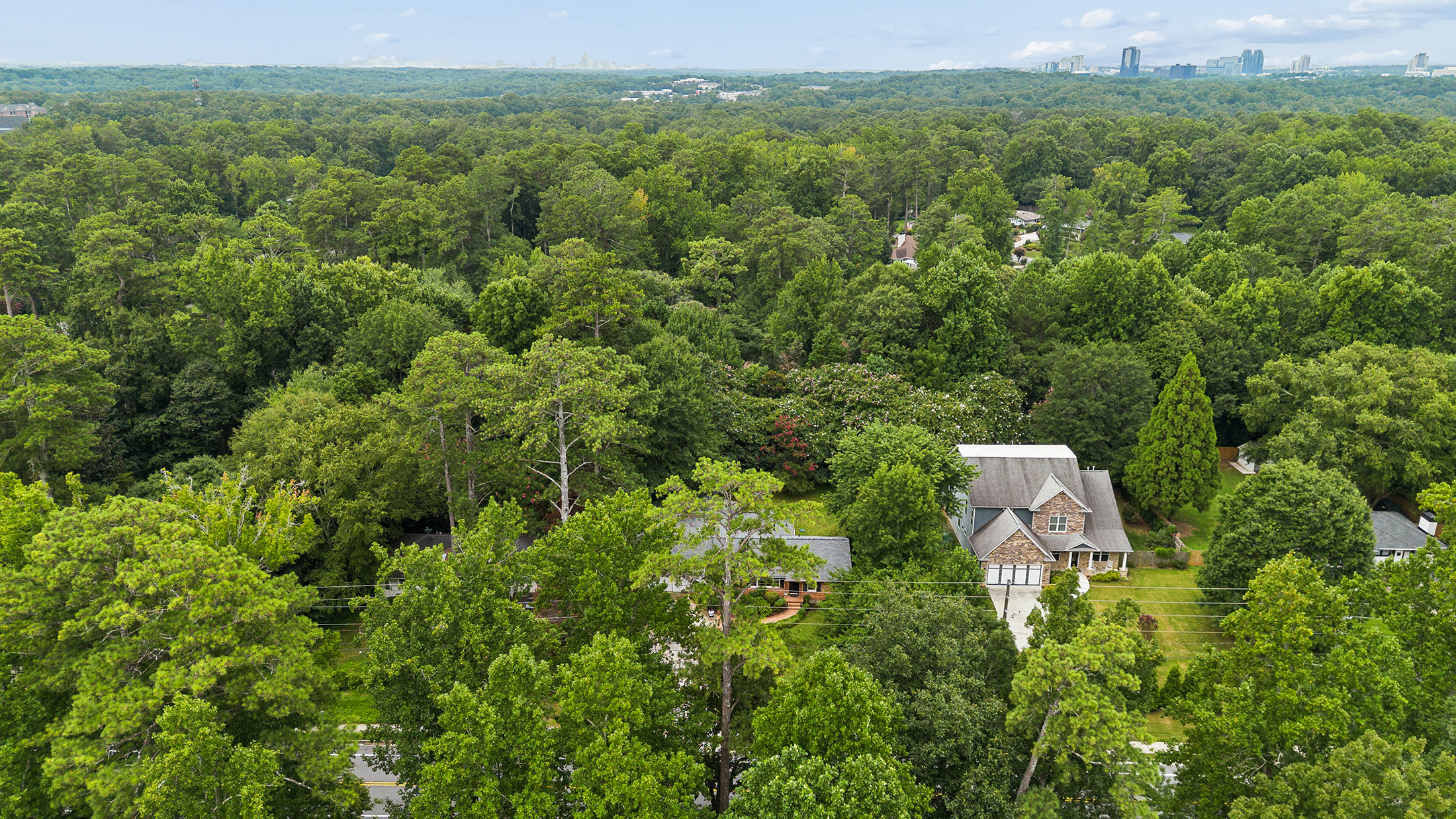  Updated, One-Level Living in Dunwoody - 物件實景