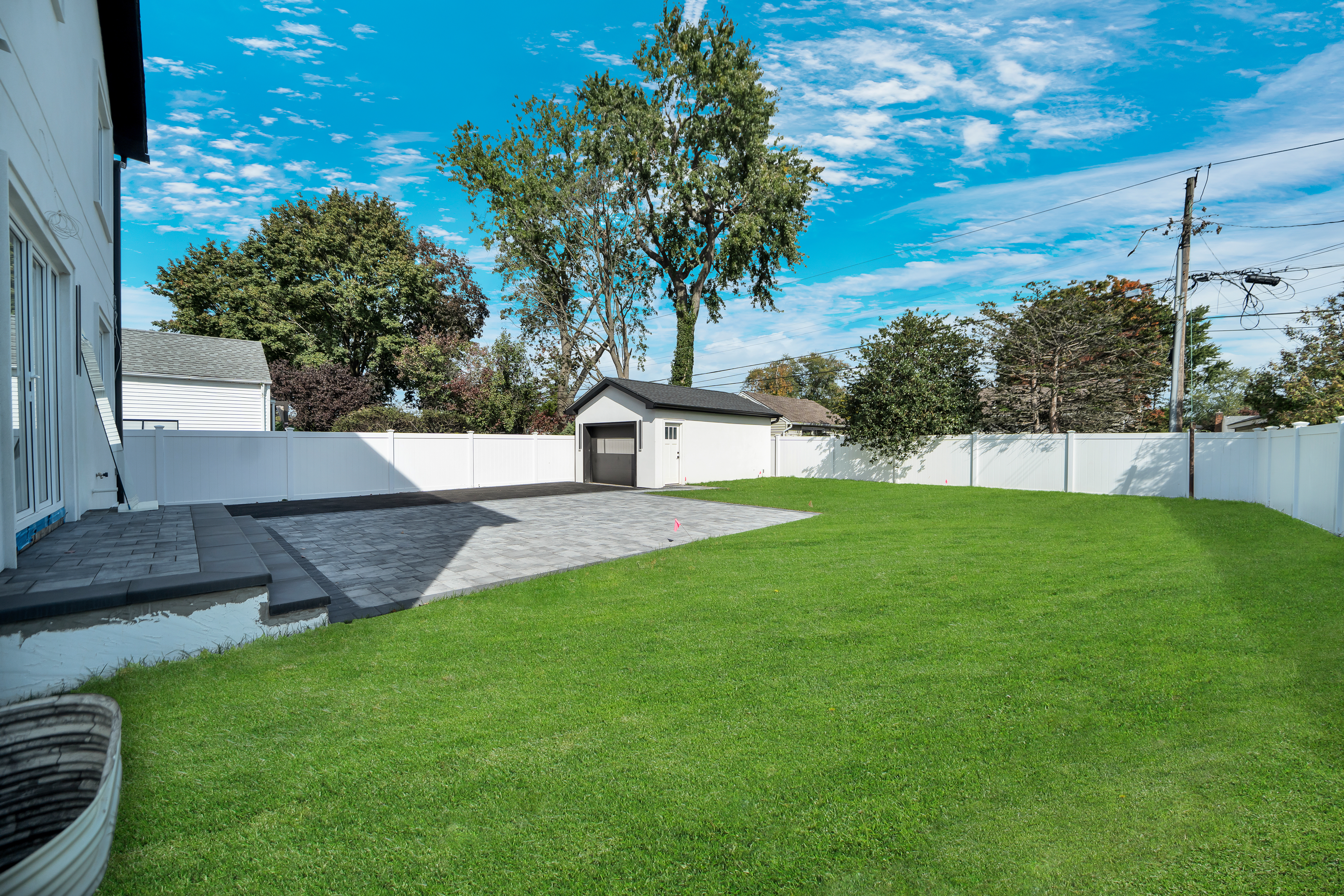  748 Carman Avenue, Westbury, NY, 11590 - 物件實景