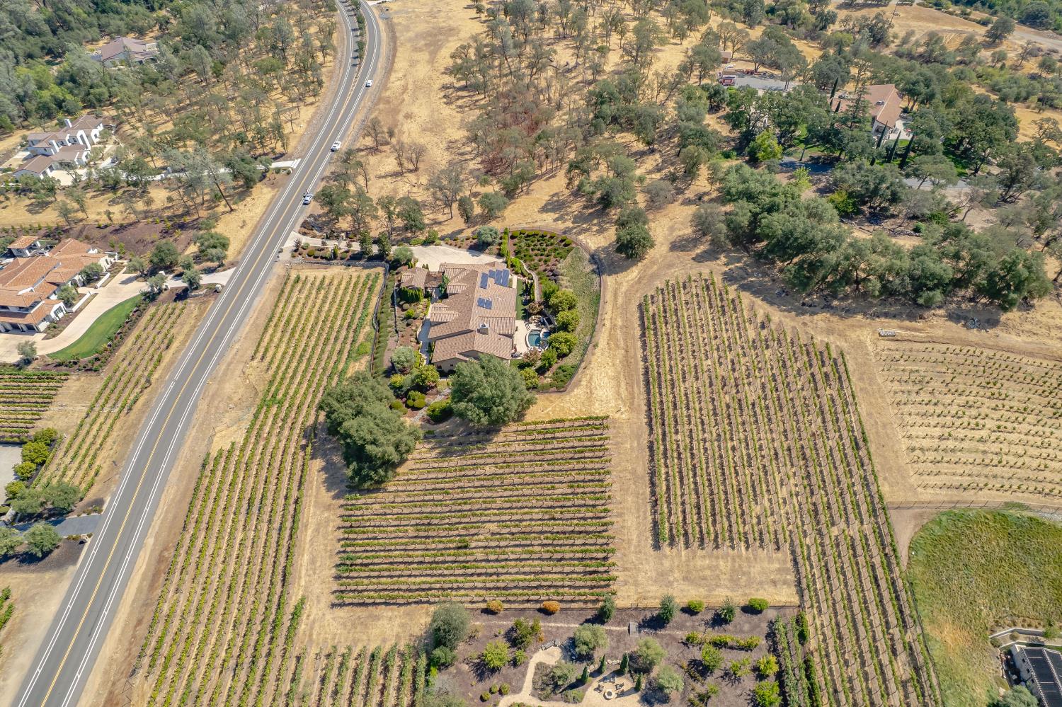 Loomis, California, 95650, United States, 4 Bedrooms Bedrooms, ,5 BathroomsBathrooms,Residential,For Sale,1939429