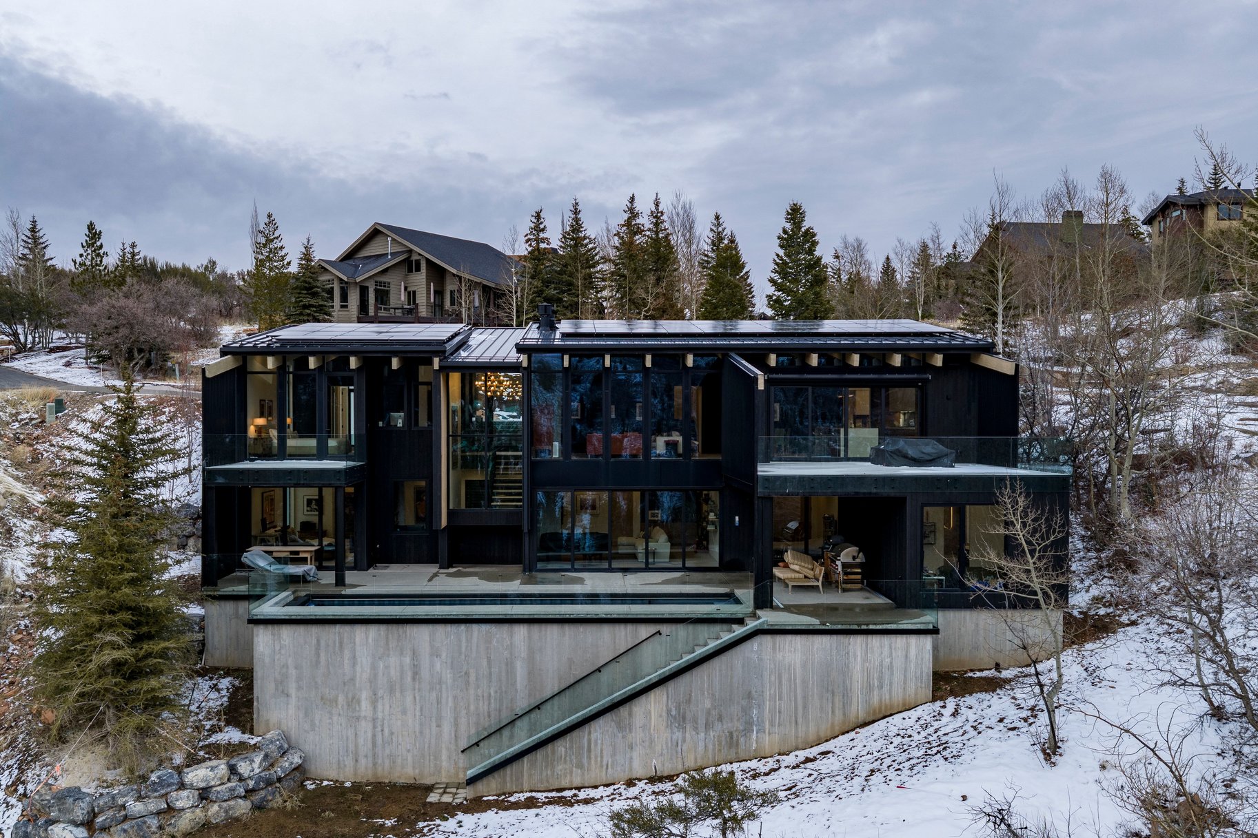  One-of-a-Kind Modern Pinebrook Residence - 物件實景