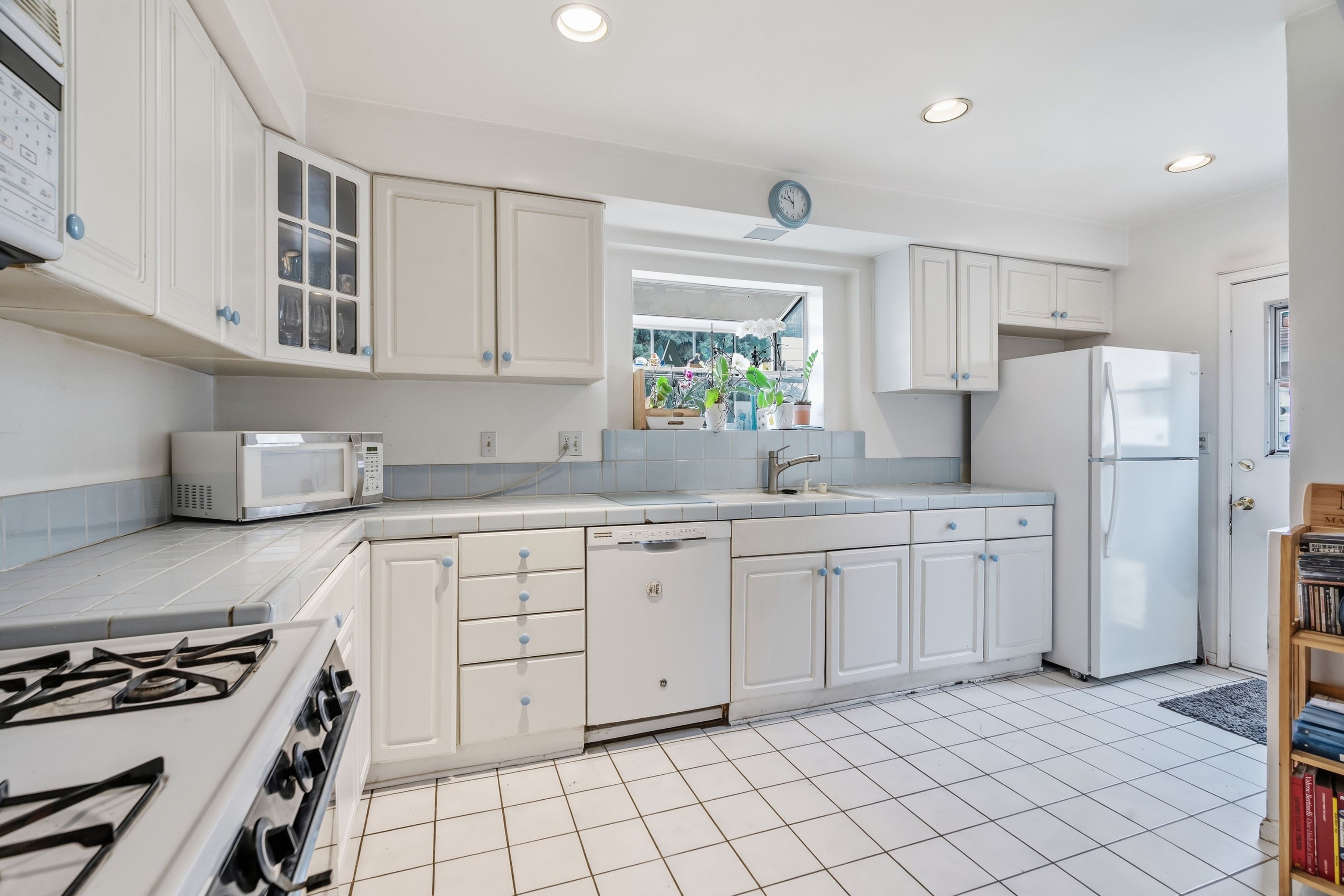  16809 Armstead Street - 物件實景