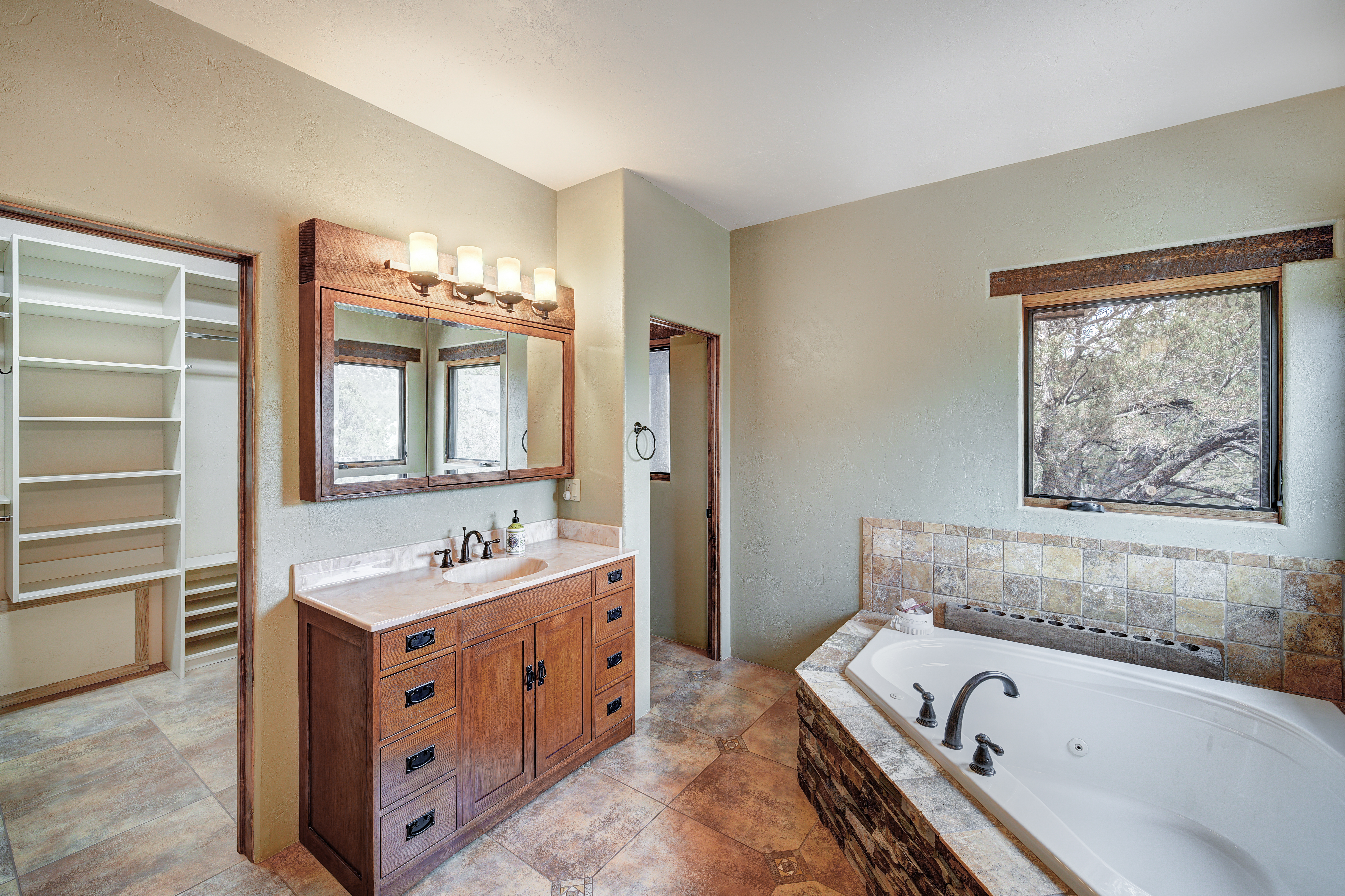  1328 Round Up Road, Westcliffe, CO, 81252 - 物件實景