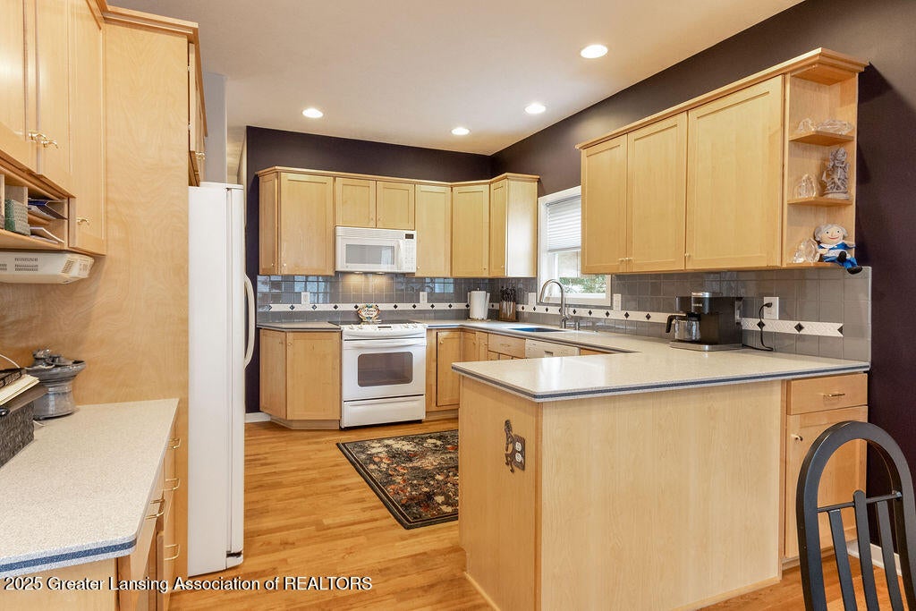 East Lansing, Michigan, 48823, United States, 3 Bedrooms Bedrooms, ,Residential,For Sale,1762272