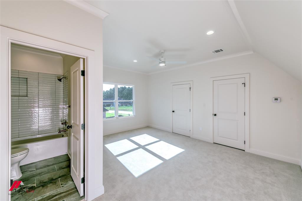 Shreveport, Louisiana, 71106, United States, 5 Bedrooms Bedrooms, ,4 BathroomsBathrooms,Residential,For Sale,1890779