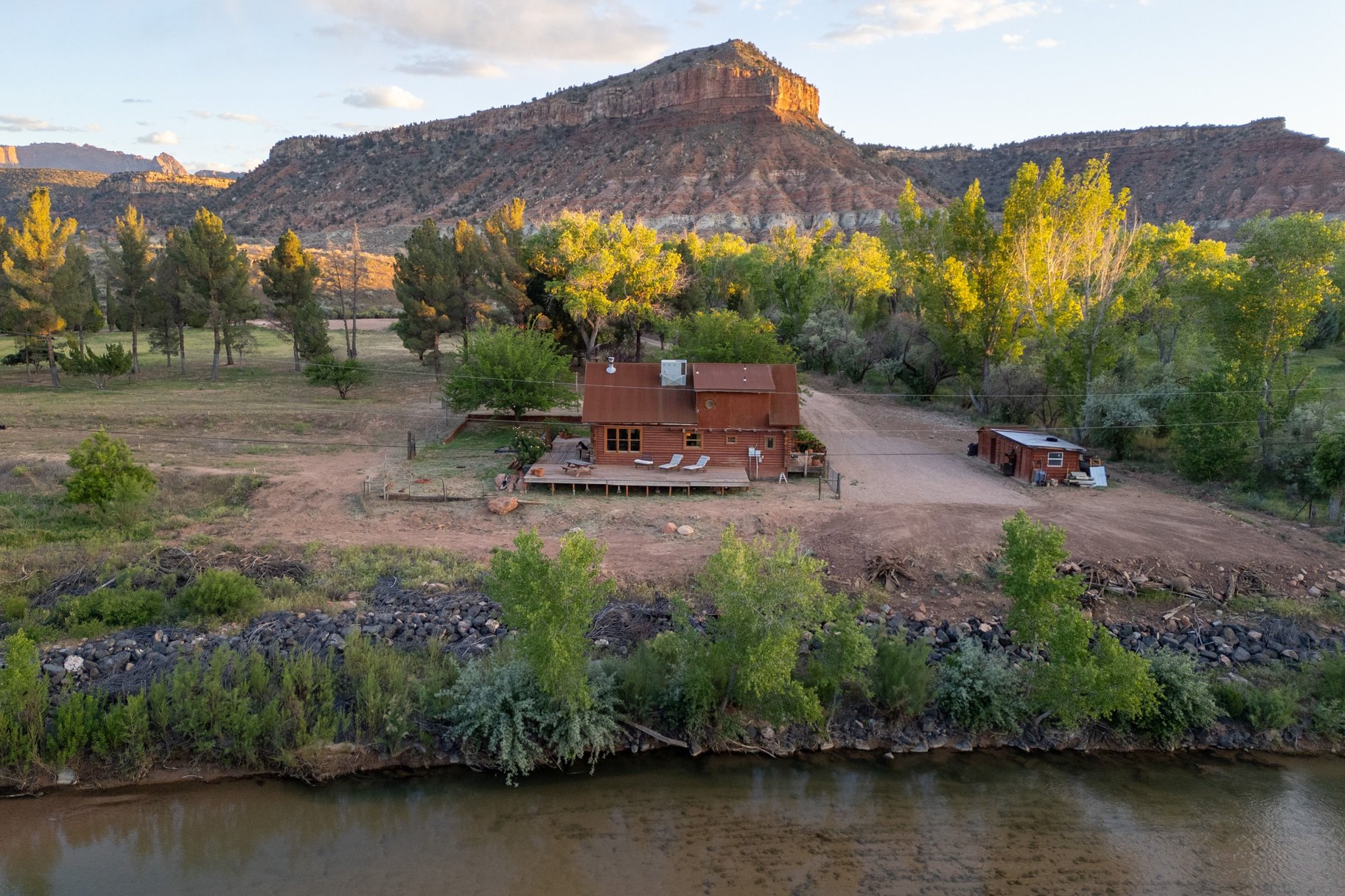  Hidden Oasis Along the River in Rockville, UT - 物件實景