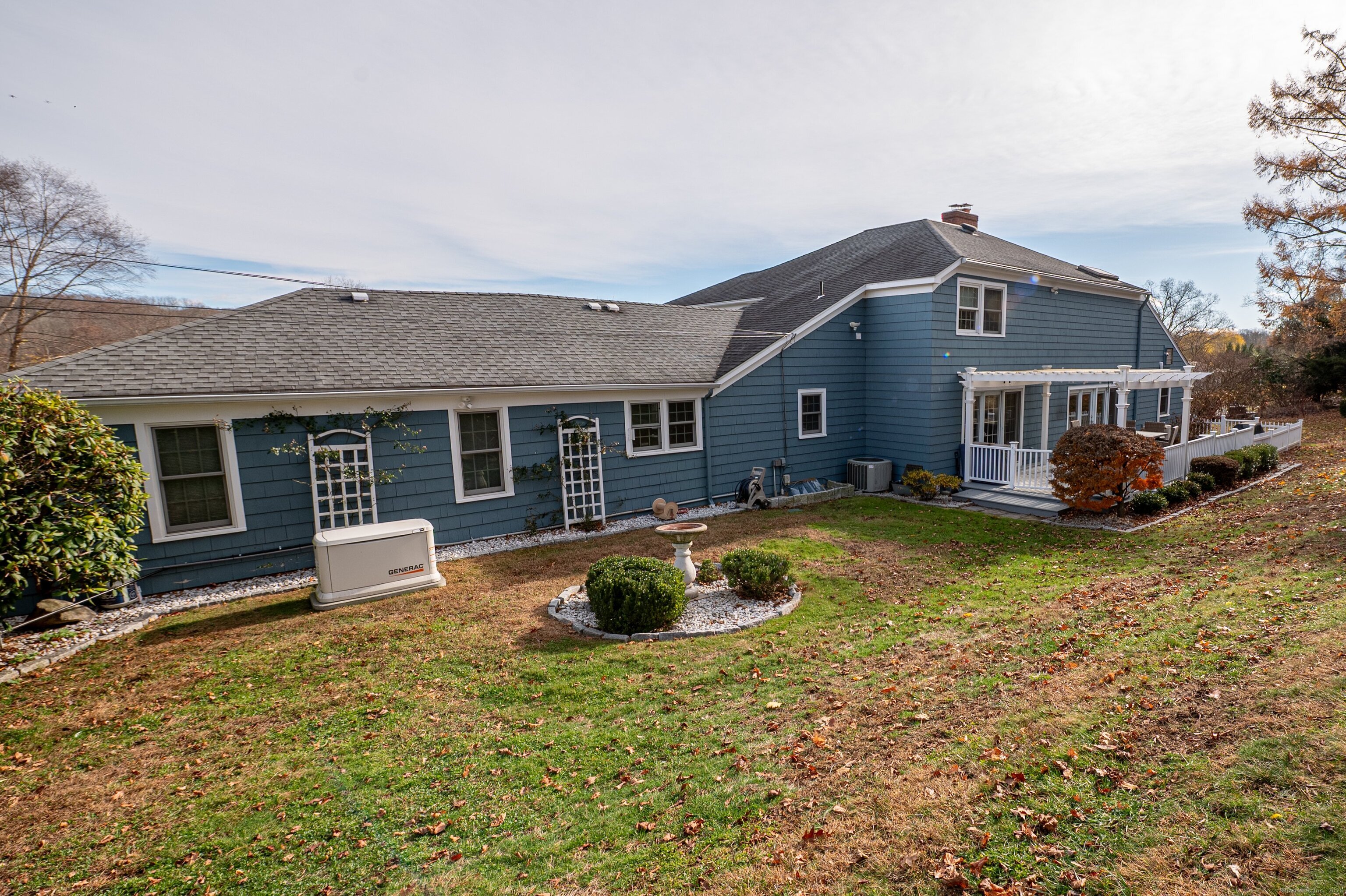 Branford, Connecticut, 06405, United States, 4 Bedrooms Bedrooms, ,4 BathroomsBathrooms,Residential,For Sale,2000721