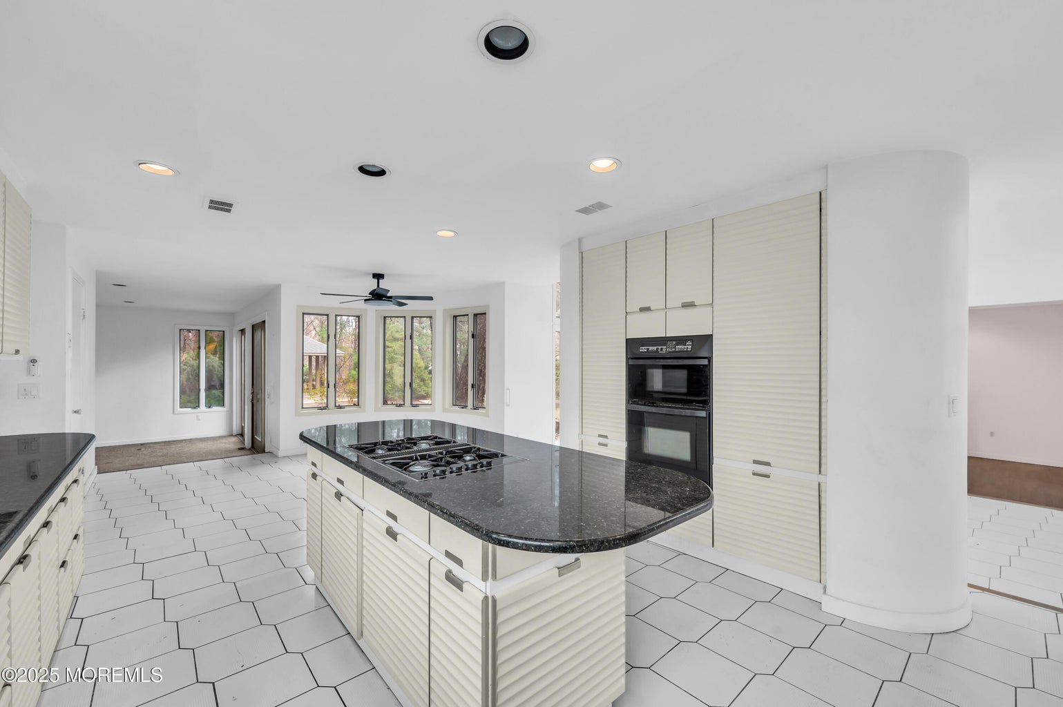 Allentown, New Jersey, 08720, United States, 4 Bedrooms Bedrooms, ,3 BathroomsBathrooms,Residential,For Sale,1845421