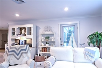 Chelmsford, Massachusetts, 01824, United States, 2 Bedrooms Bedrooms, ,2 BathroomsBathrooms,Residential,For Sale,1943275