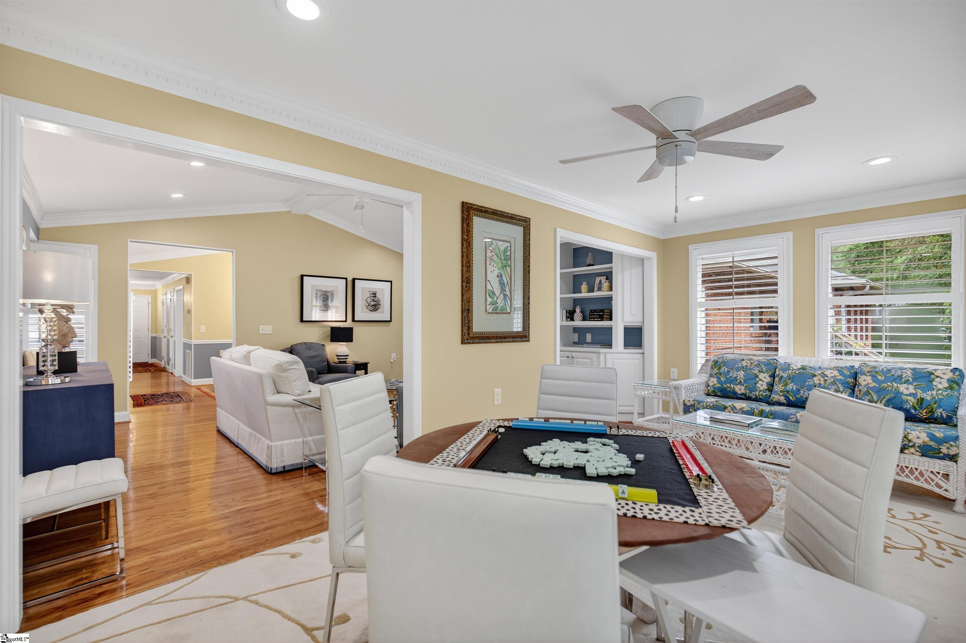 Greenville, South Carolina, 29605, United States, 3 Bedrooms Bedrooms, ,2 BathroomsBathrooms,Residential,For Sale,1918628