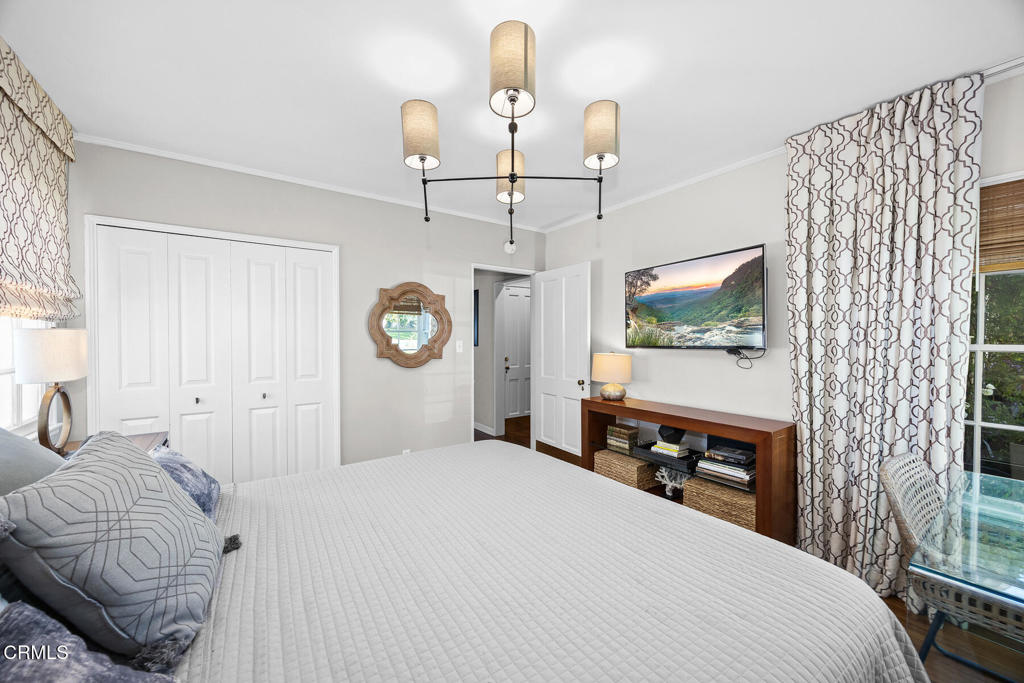 Pasadena, California, 91107, United States, 2 Bedrooms Bedrooms, ,1 BathroomBathrooms,Residential,For Sale,1988268