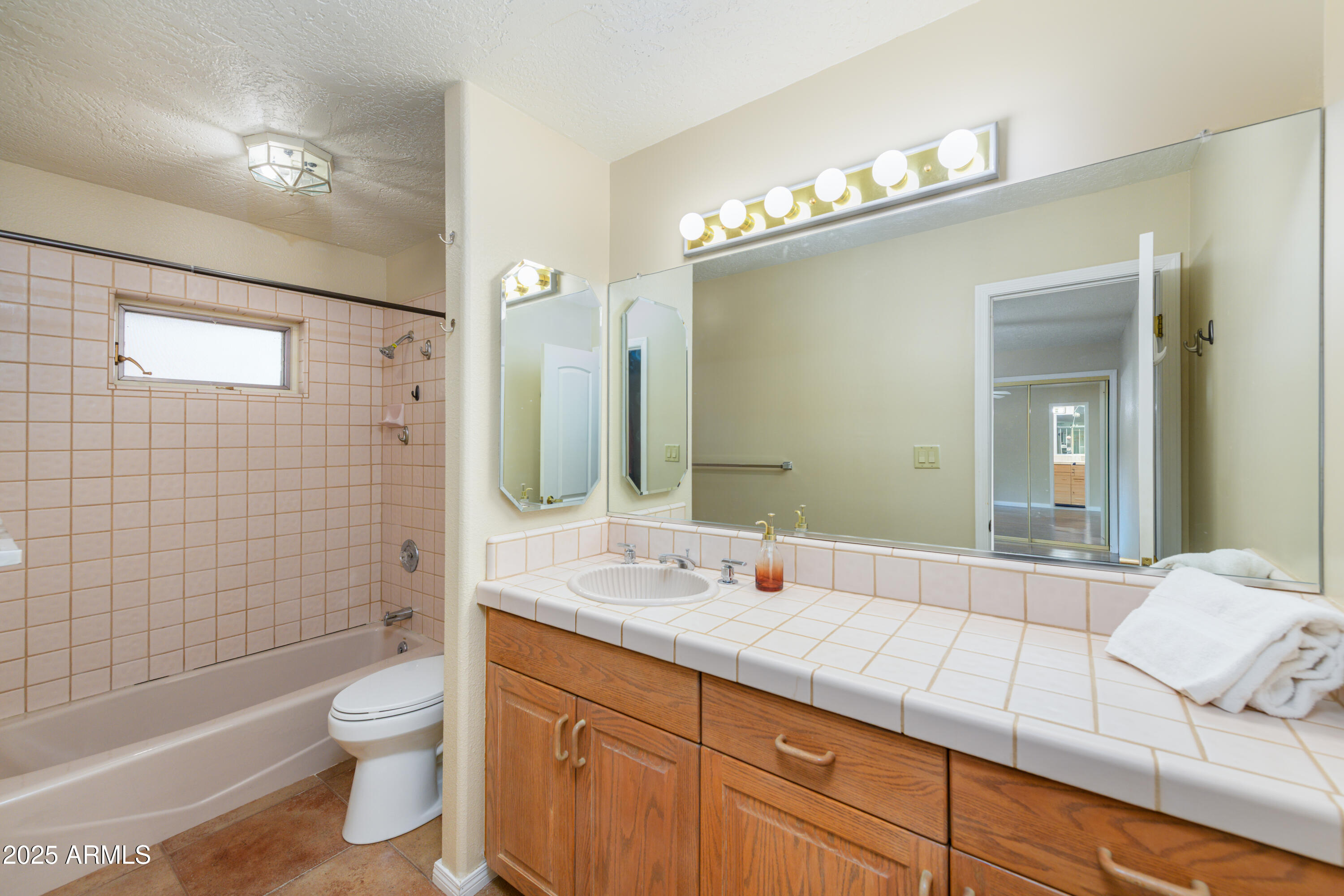 Sedona, Arizona, 86351, United States, 3 Bedrooms Bedrooms, ,4 BathroomsBathrooms,Residential,For Sale,2003507