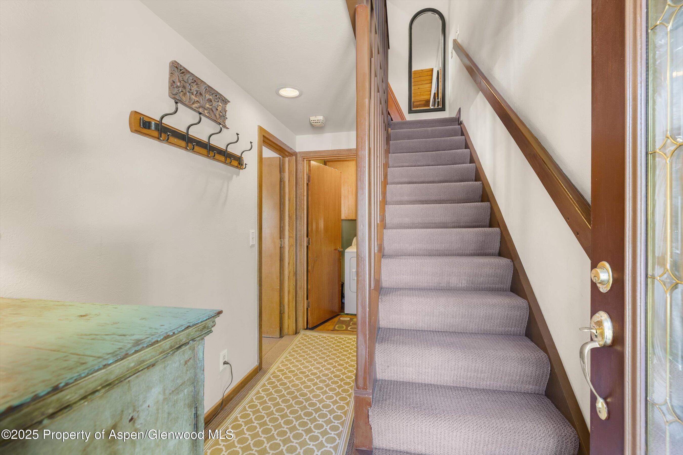 Aspen, Colorado, 81611, United States, 2 Bedrooms Bedrooms, ,2 BathroomsBathrooms,Residential,For Sale,1867403