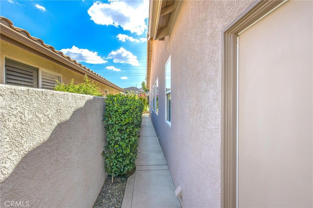 Banning, California, 92220, United States, 2 Bedrooms Bedrooms, ,3 BathroomsBathrooms,Residential,For Sale,1975532