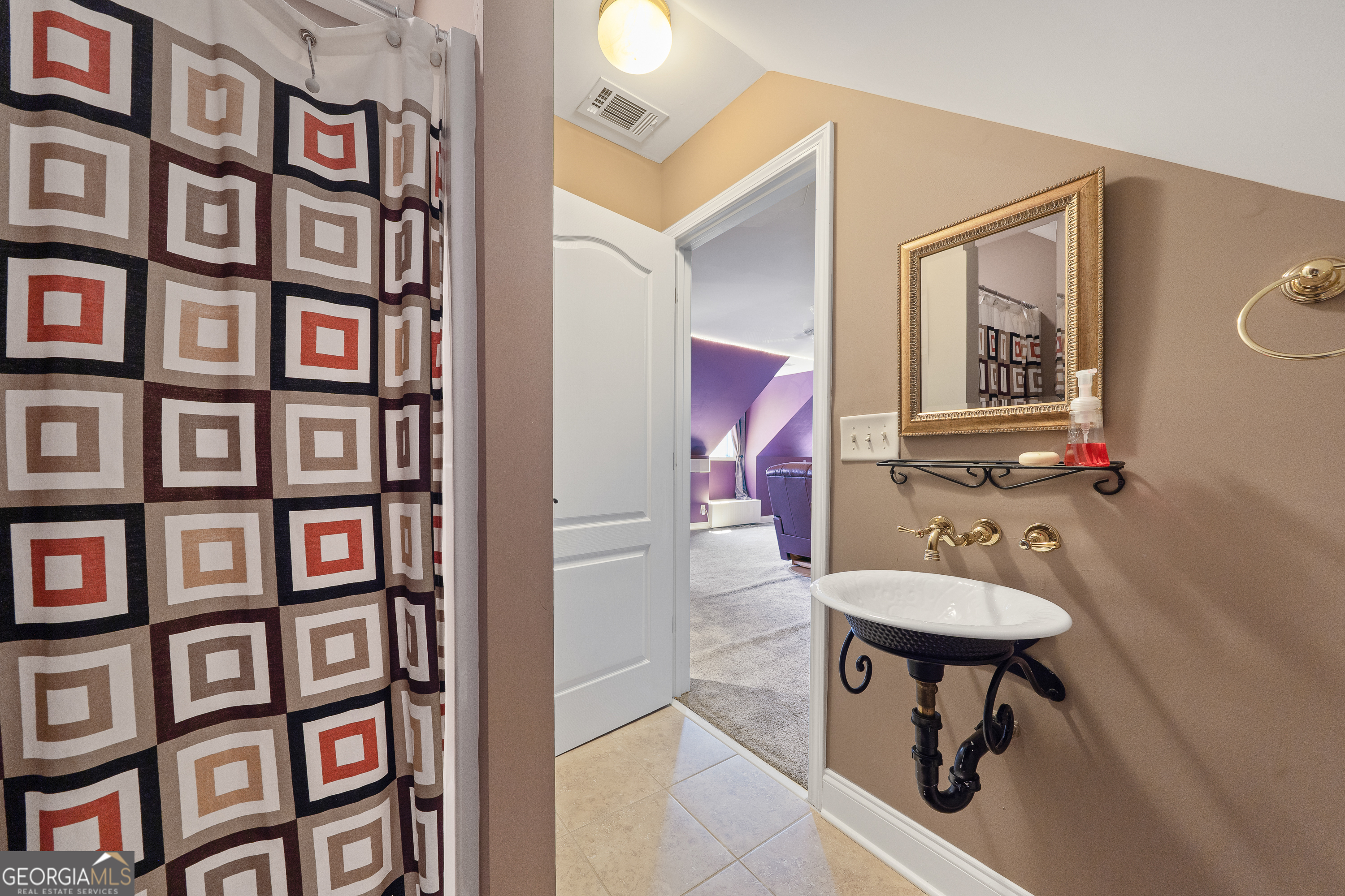Macon, Georgia, 31220, United States, 5 Bedrooms Bedrooms, ,5 BathroomsBathrooms,Residential,For Sale,1850195