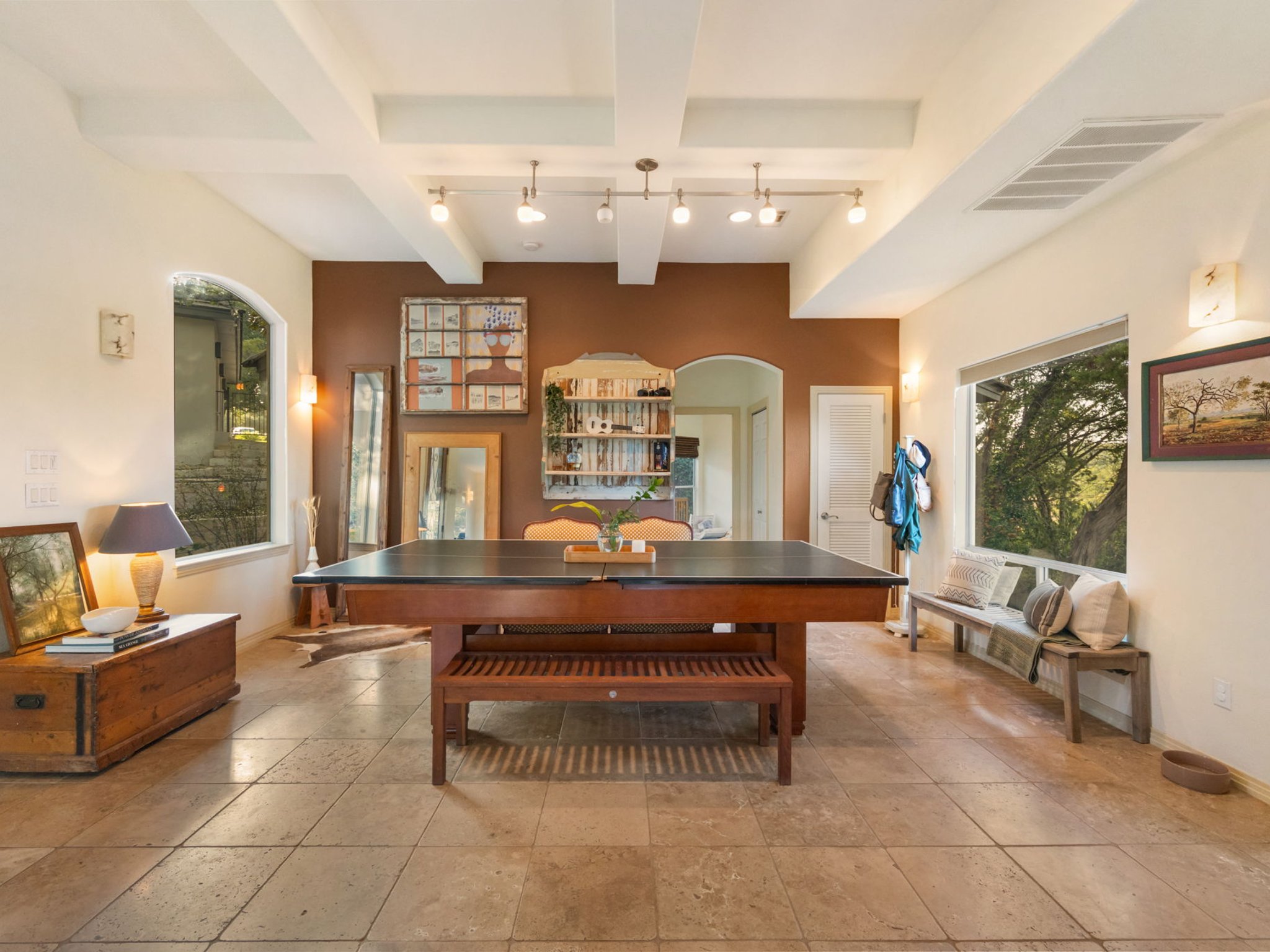  Private 2+ Acre Barton Creek Estate with Hill Country Views, Pool & Guest House - 物件實景