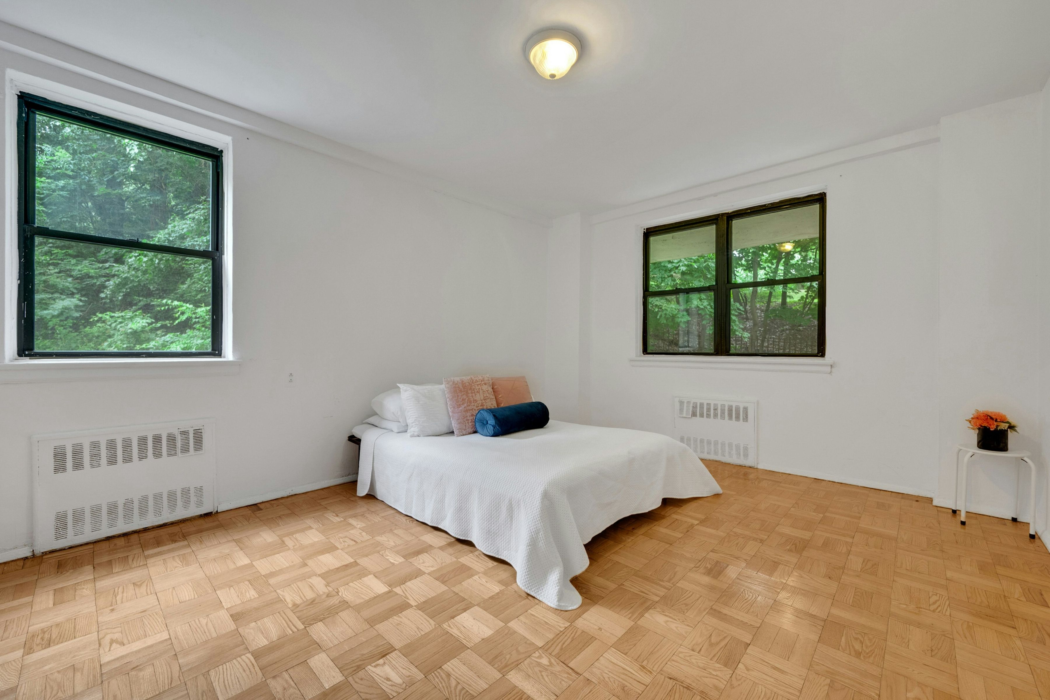  735 Kappock Street - 物件實景