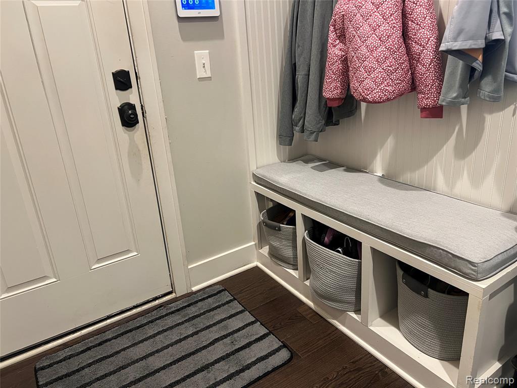 York Township, Michigan, 48176, United States, 4 Bedrooms Bedrooms, ,2 BathroomsBathrooms,Residential,For Sale,1988753