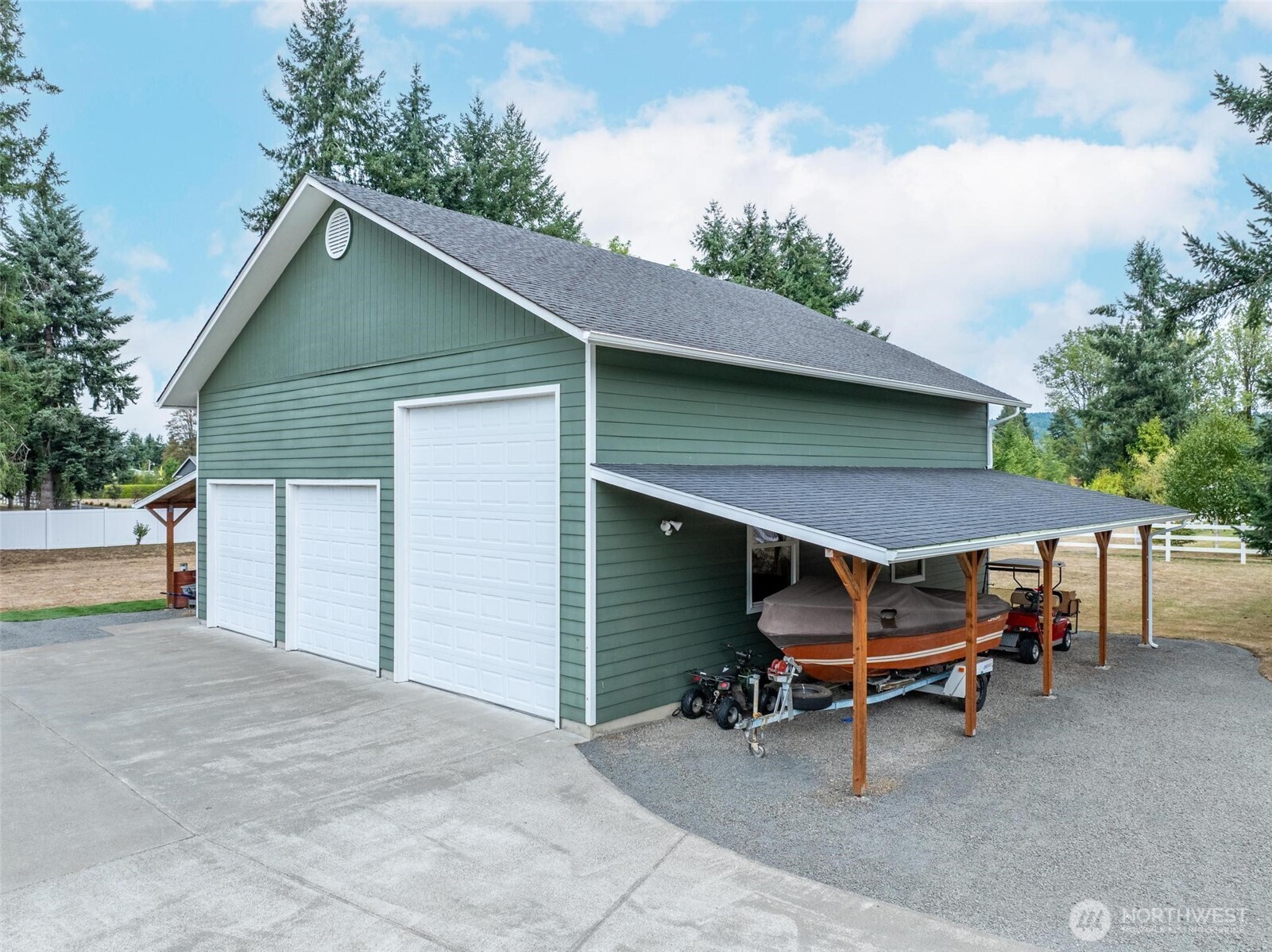 Centralia, Washington, 98531, United States, 3 Bedrooms Bedrooms, ,3 BathroomsBathrooms,Residential,For Sale,1983563