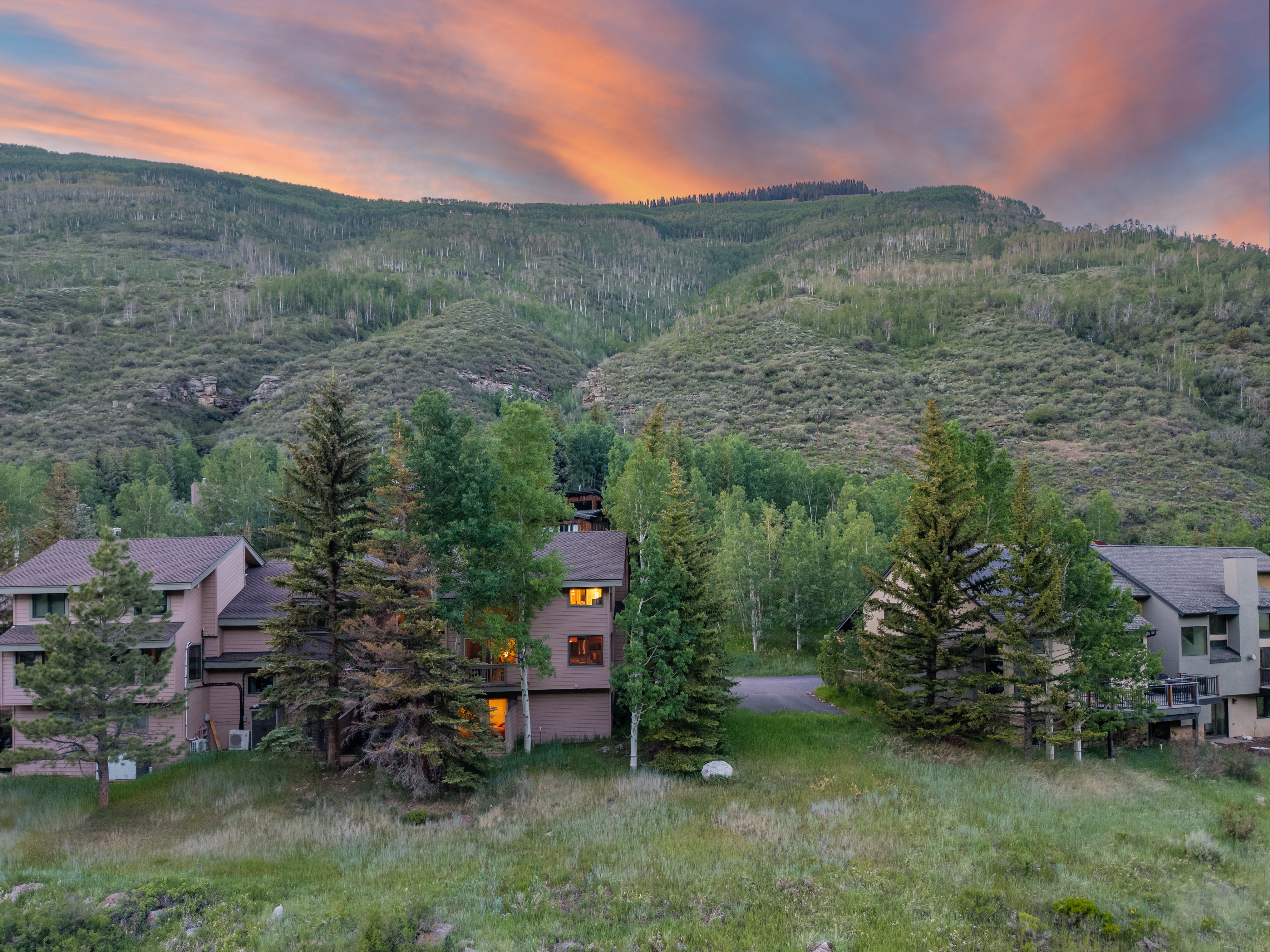  Spacious Homesite In One of Vail