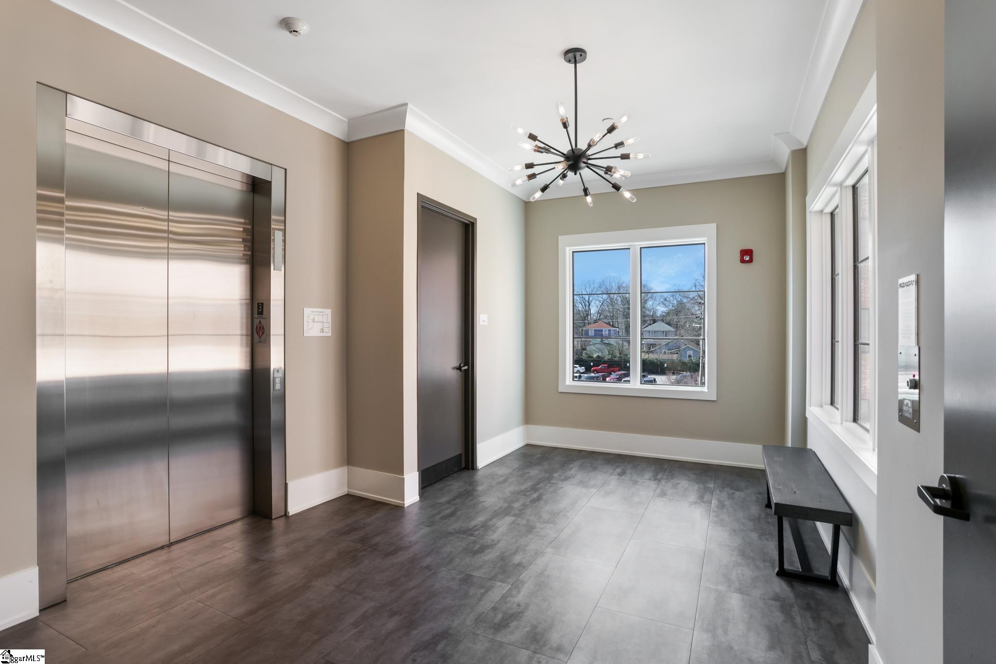 Greenville, South Carolina, 29601, United States, 2 Bedrooms Bedrooms, ,2 BathroomsBathrooms,Residential,For Sale,1777131