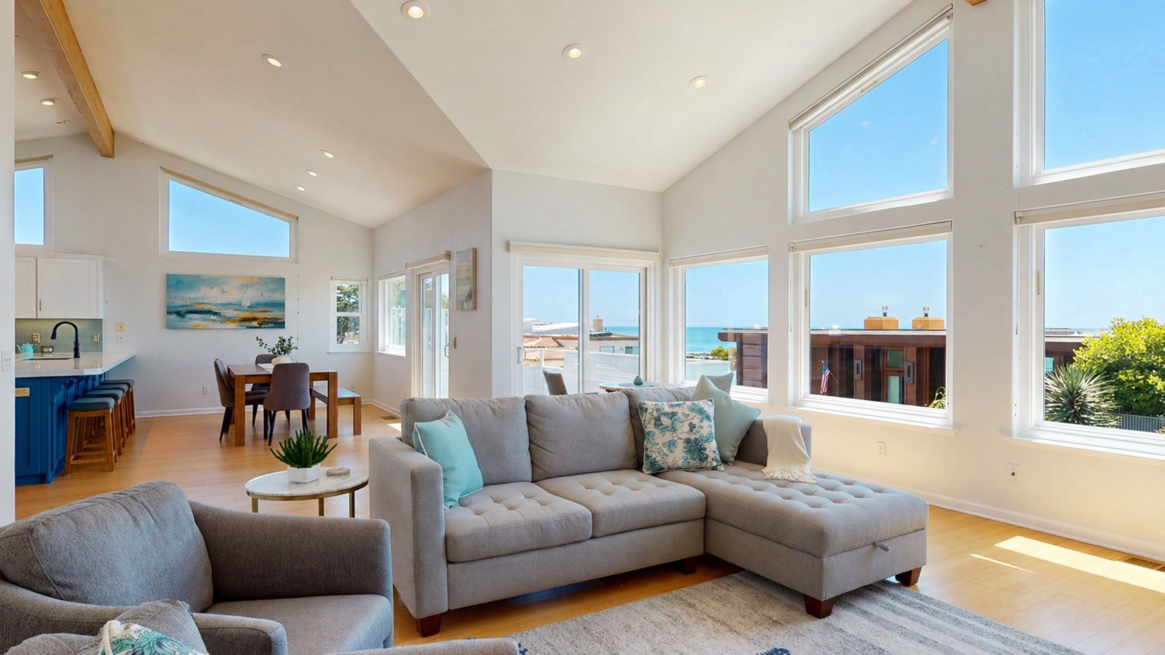  Ocean Views & Coastal Living in Coveted Marine Terrace - 物件實景