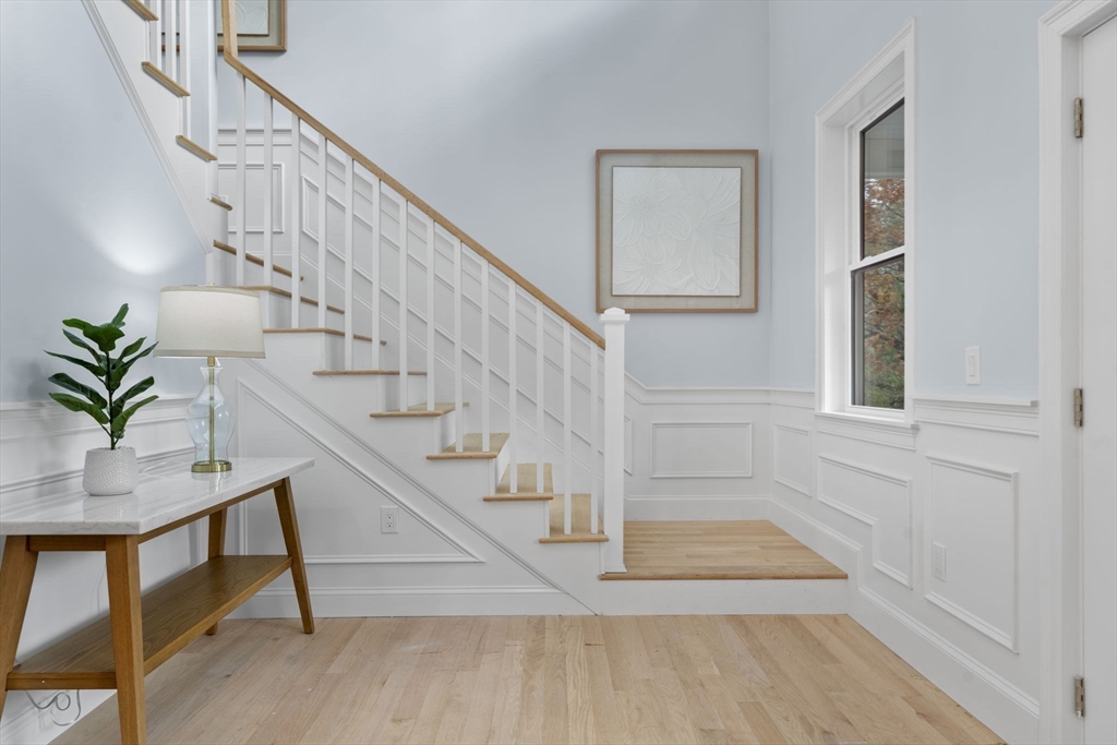 Bedford, Massachusetts, 01730, United States, 4 Bedrooms Bedrooms, ,5 BathroomsBathrooms,Residential,For Sale,1984160