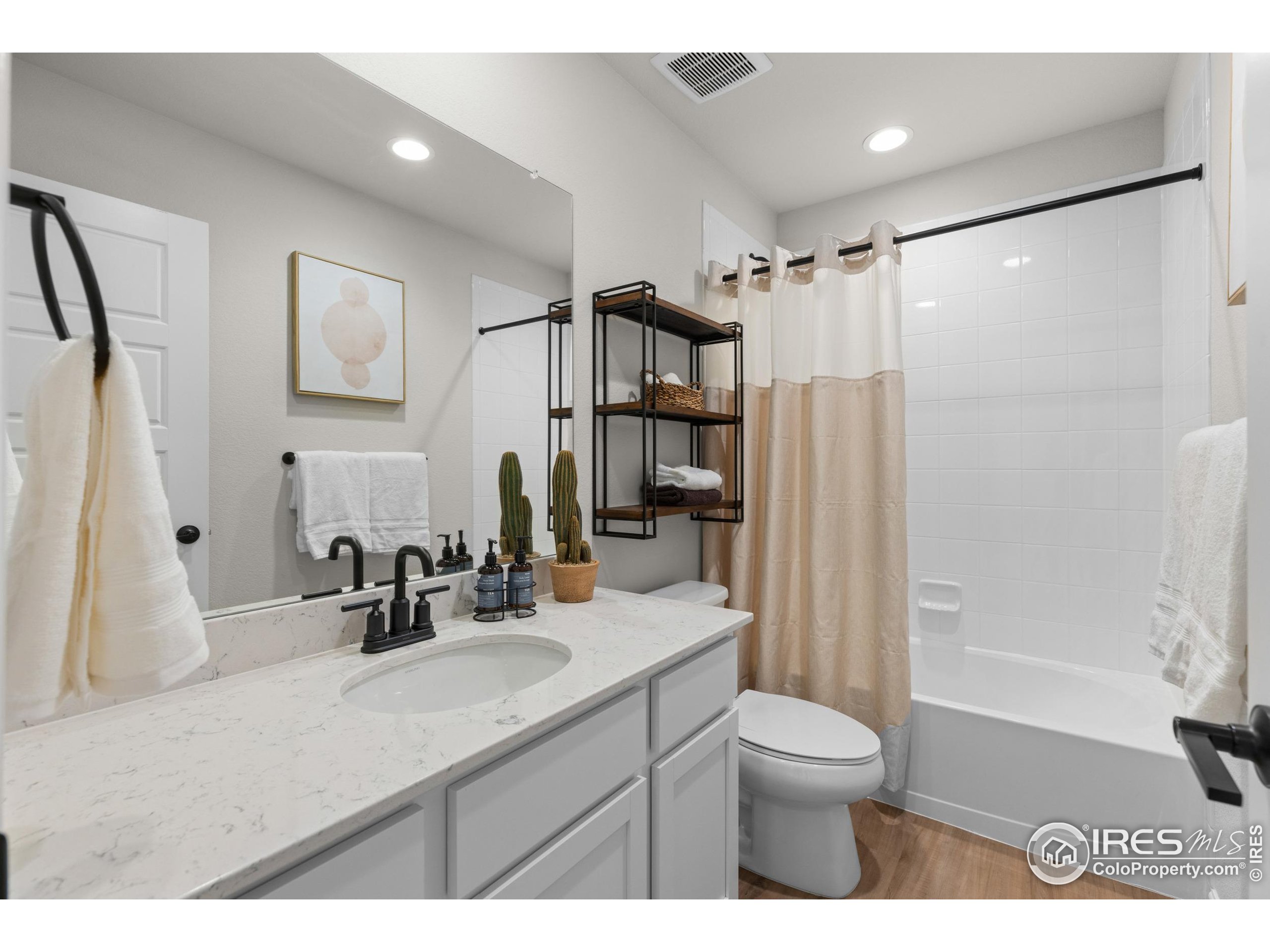 Erie, Colorado, 80516, United States, 5 Bedrooms Bedrooms, ,Residential,For Sale,1907435