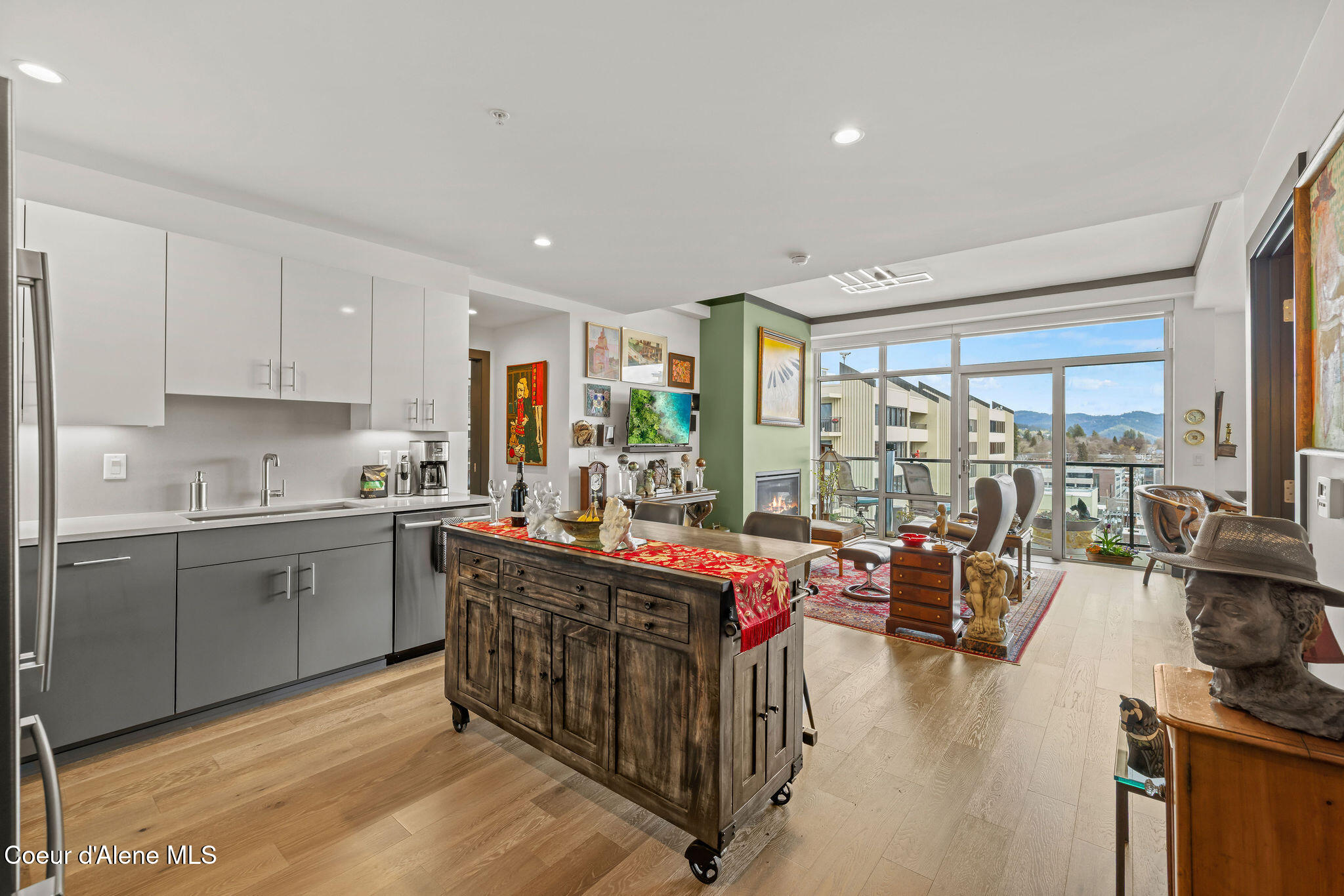 1st St, Coeur D Alene, ID 83814