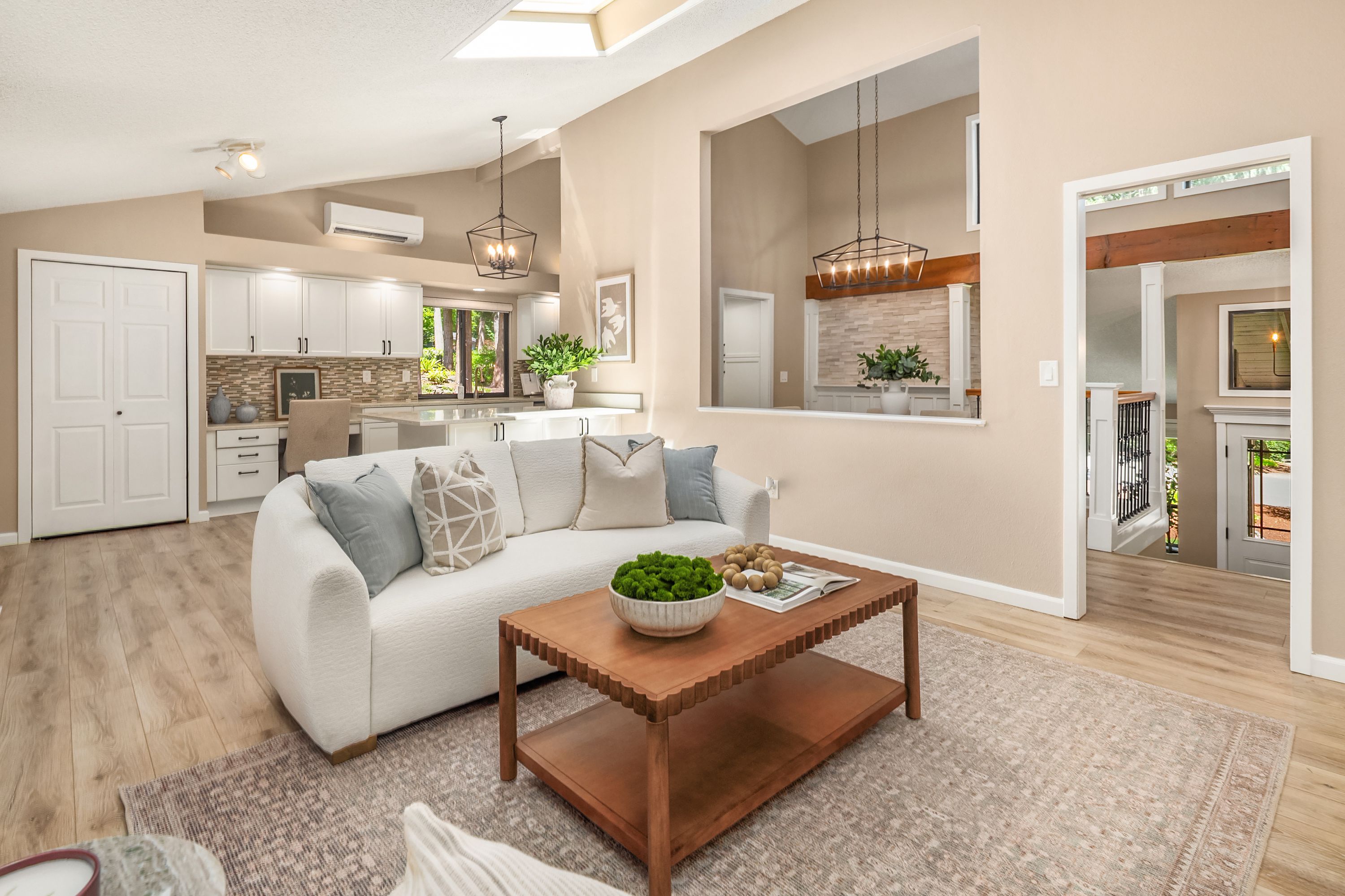  3415 211th Ave NE, Sammamish, WA 98074 - 物件實景