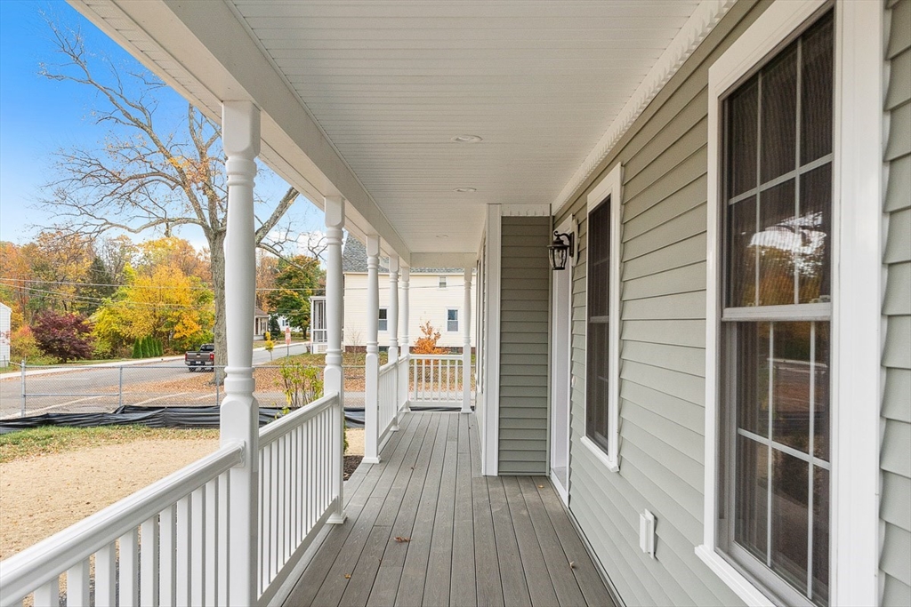 Leominster, Massachusetts, 01453, United States, 3 Bedrooms Bedrooms, ,2 BathroomsBathrooms,Residential,For Sale,2001635