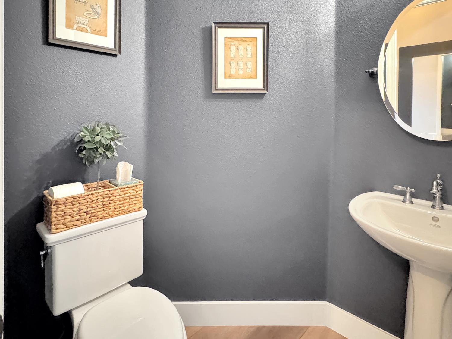 Colfax, California, 95713, United States, 5 Bedrooms Bedrooms, ,3 BathroomsBathrooms,Residential,For Sale,2002832