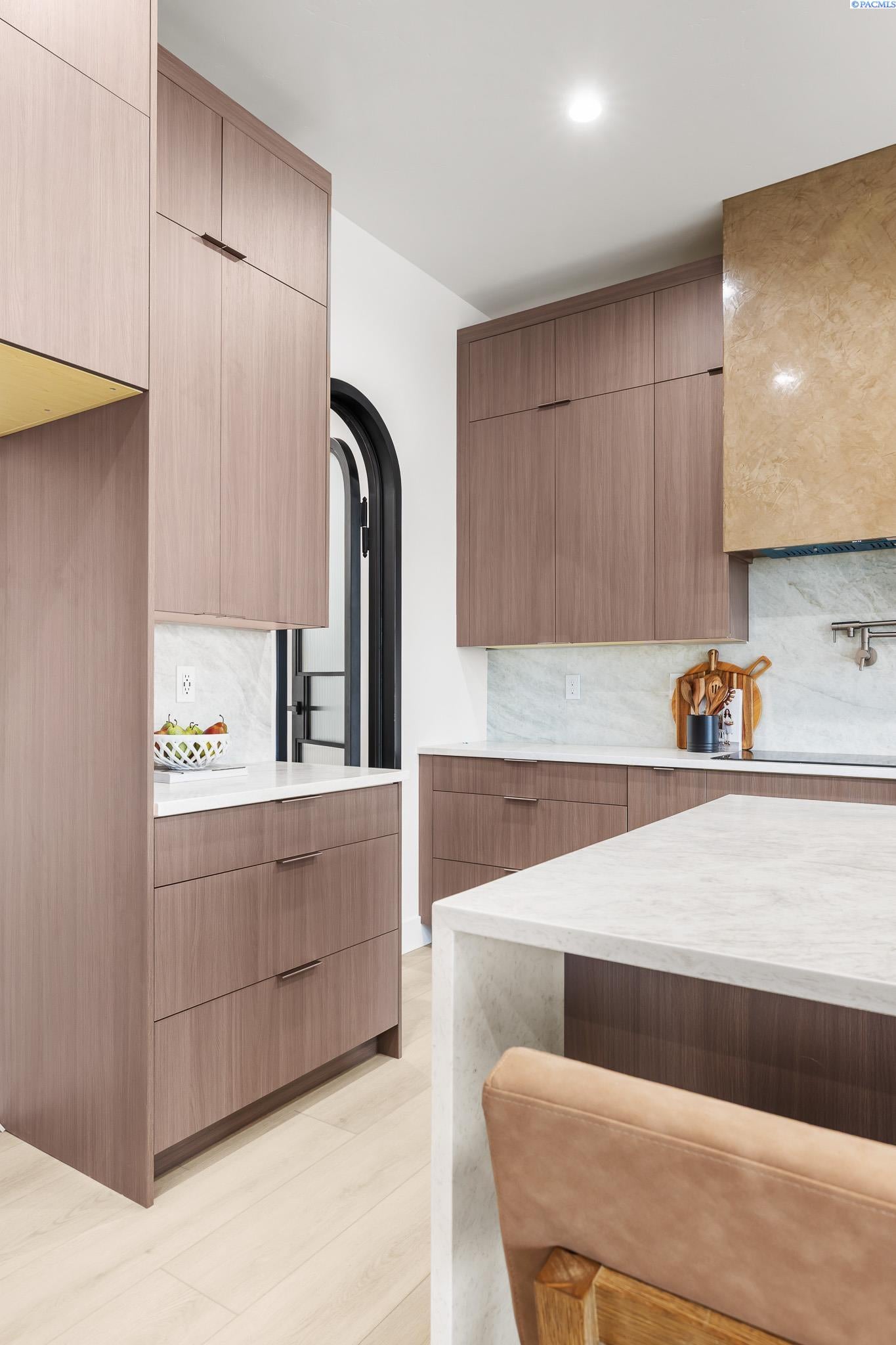 Richland, Washington, 99352, United States, 4 Bedrooms Bedrooms, ,2 BathroomsBathrooms,Residential,For Sale,2000118