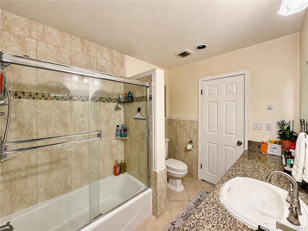 Anaheim, California, 92801, United States, 4 Bedrooms Bedrooms, ,Residential,For Sale,2049399