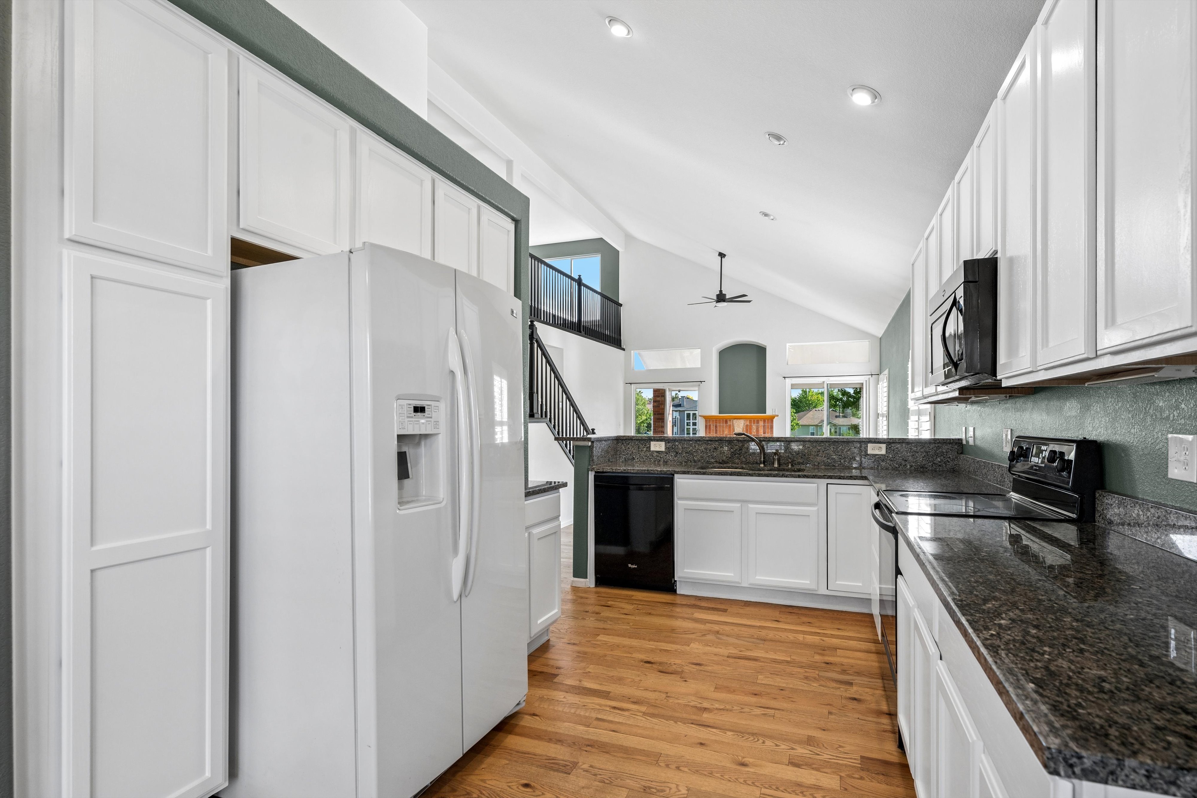  Updated 2 Story Home on the Fairway of Rocky Mountain National Golf Course - 物件實景