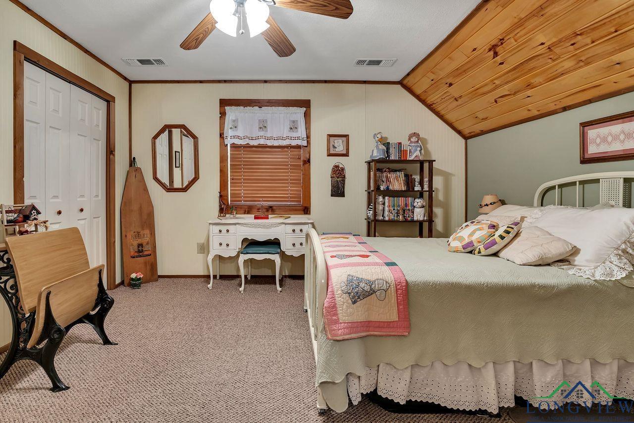 Marshall, Texas, 75672, United States, 3 Bedrooms Bedrooms, ,3 BathroomsBathrooms,Residential,For Sale,1906787