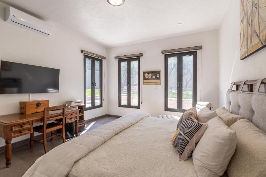 San Miguel de Allende, Guanajuato, 37717, Mexico, 4 Bedrooms Bedrooms, ,4 BathroomsBathrooms,Residential,For Sale,1994540