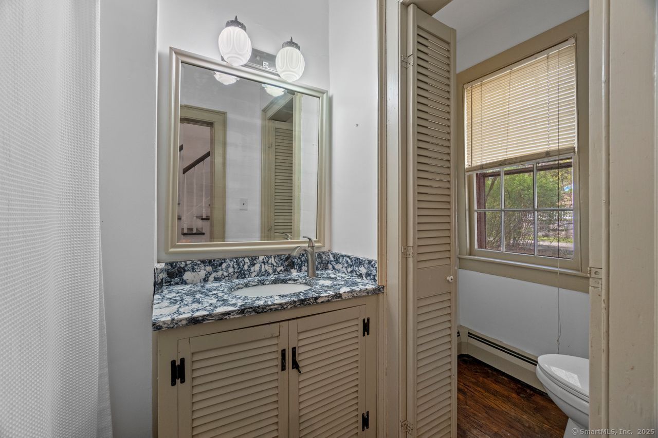 Woodbury, Connecticut, 06798, United States, 4 Bedrooms Bedrooms, ,3 BathroomsBathrooms,Residential,For Sale,1890023