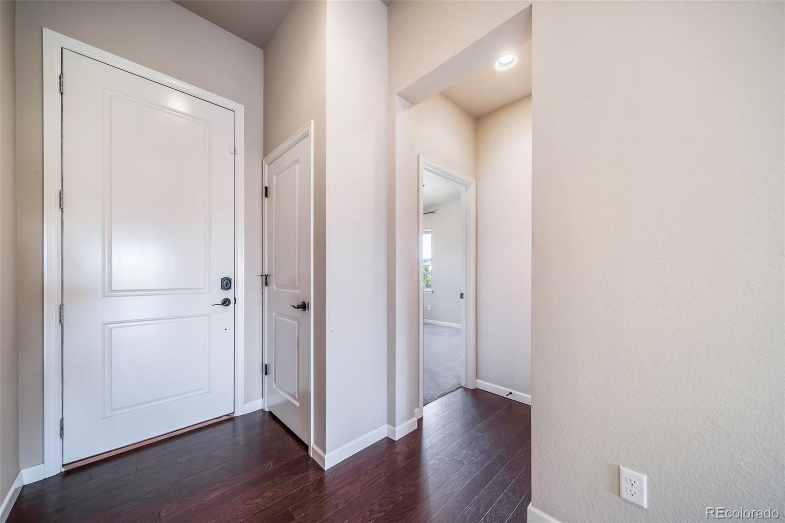 Castle Rock, Colorado, 80108, United States, 2 Bedrooms Bedrooms, ,2 BathroomsBathrooms,Residential,For Sale,1956380