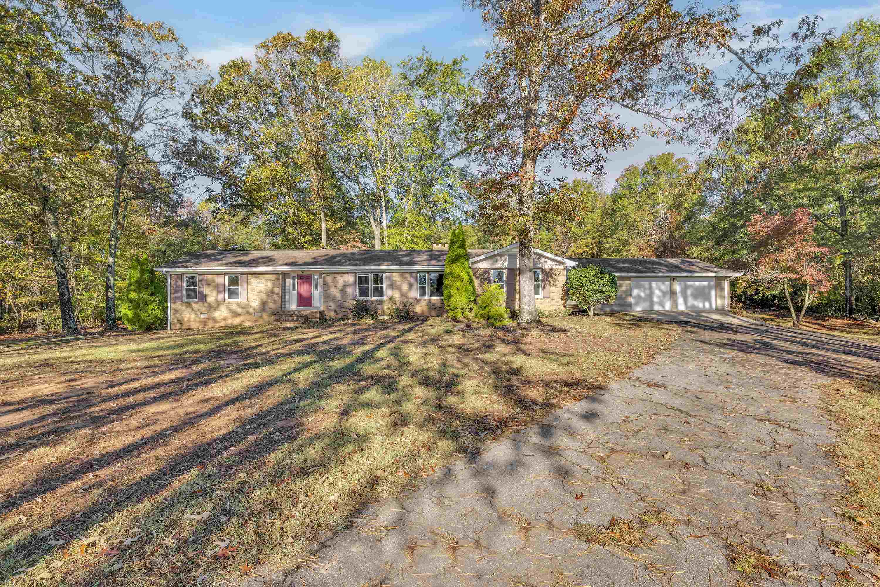 Woodruff, South Carolina, 29388, United States, 3 Bedrooms Bedrooms, ,2 BathroomsBathrooms,Residential,For Sale,1985035