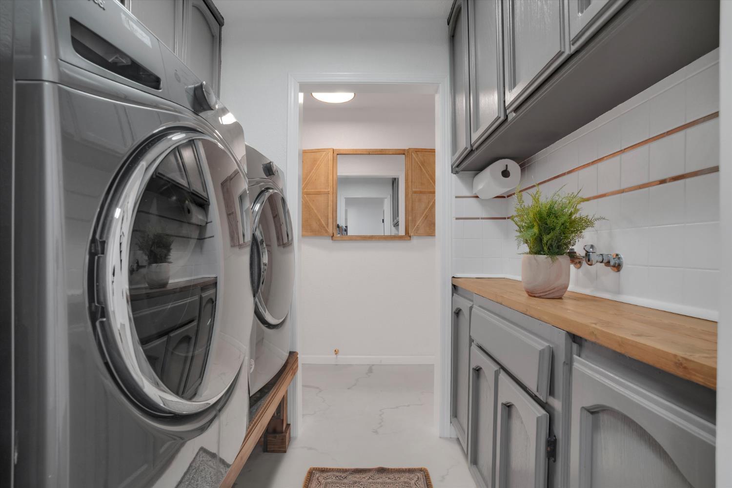 Turlock, California, 95382, United States, 4 Bedrooms Bedrooms, ,3 BathroomsBathrooms,Residential,For Sale,1975222