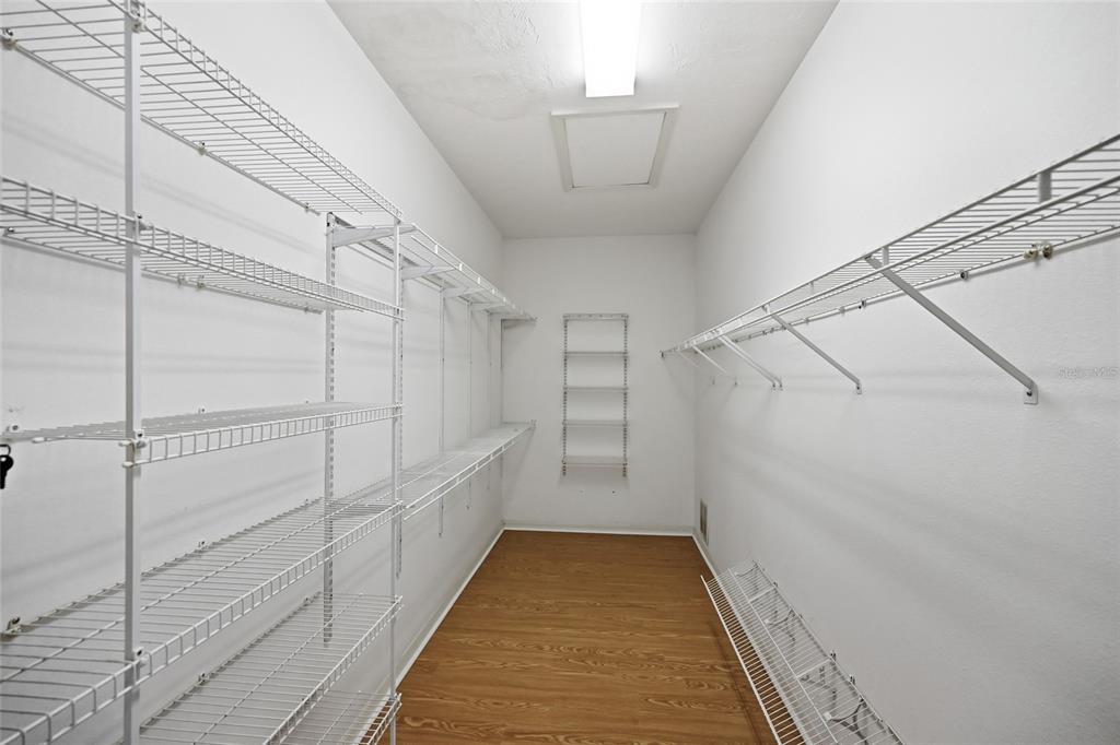 Sarasota, Florida, 34235, United States, 3 Bedrooms Bedrooms, ,2 BathroomsBathrooms,Residential,For Sale,1997253