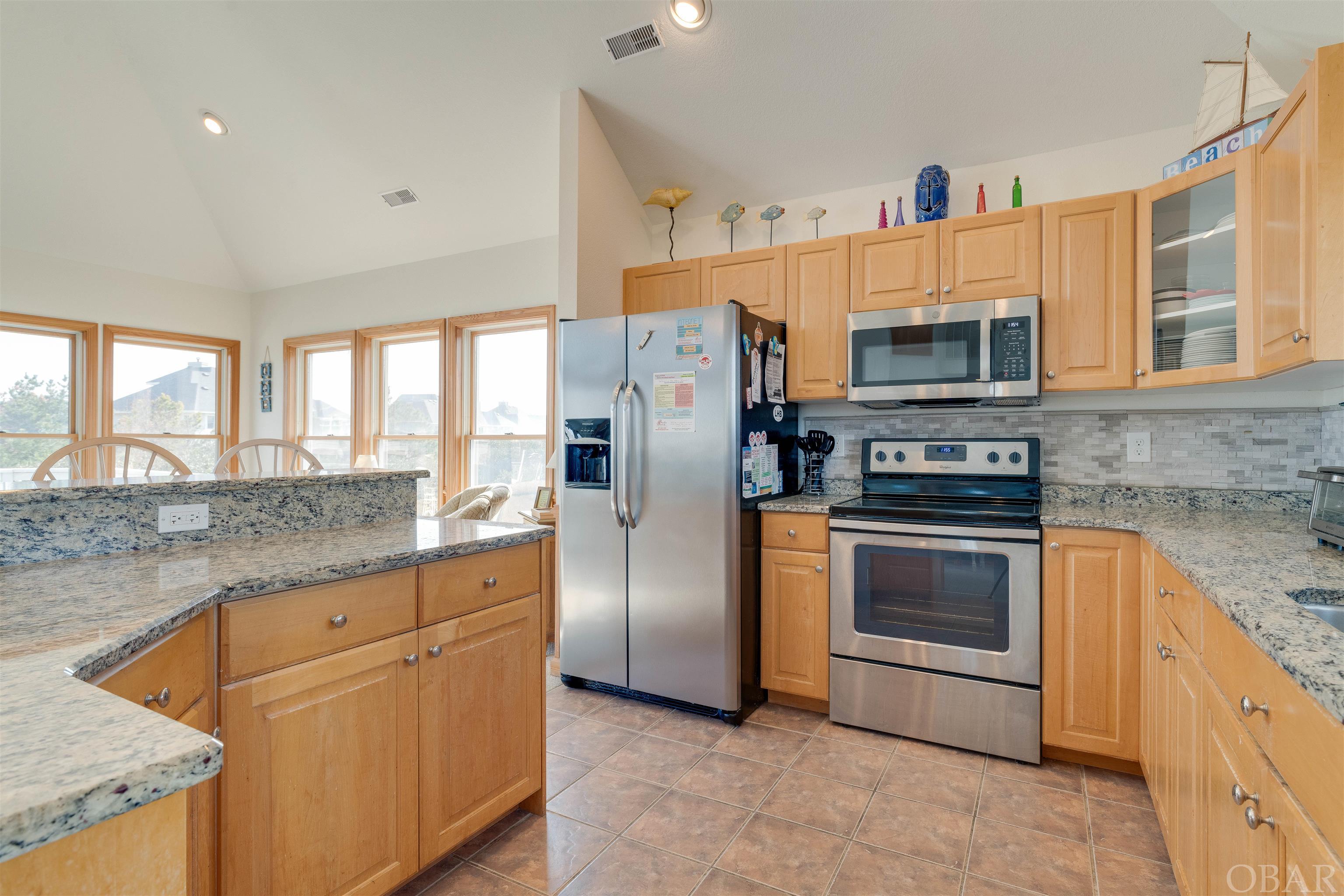 Corolla, North Carolina, 27927, United States, 6 Bedrooms Bedrooms, ,7 BathroomsBathrooms,Residential,For Sale,1975108