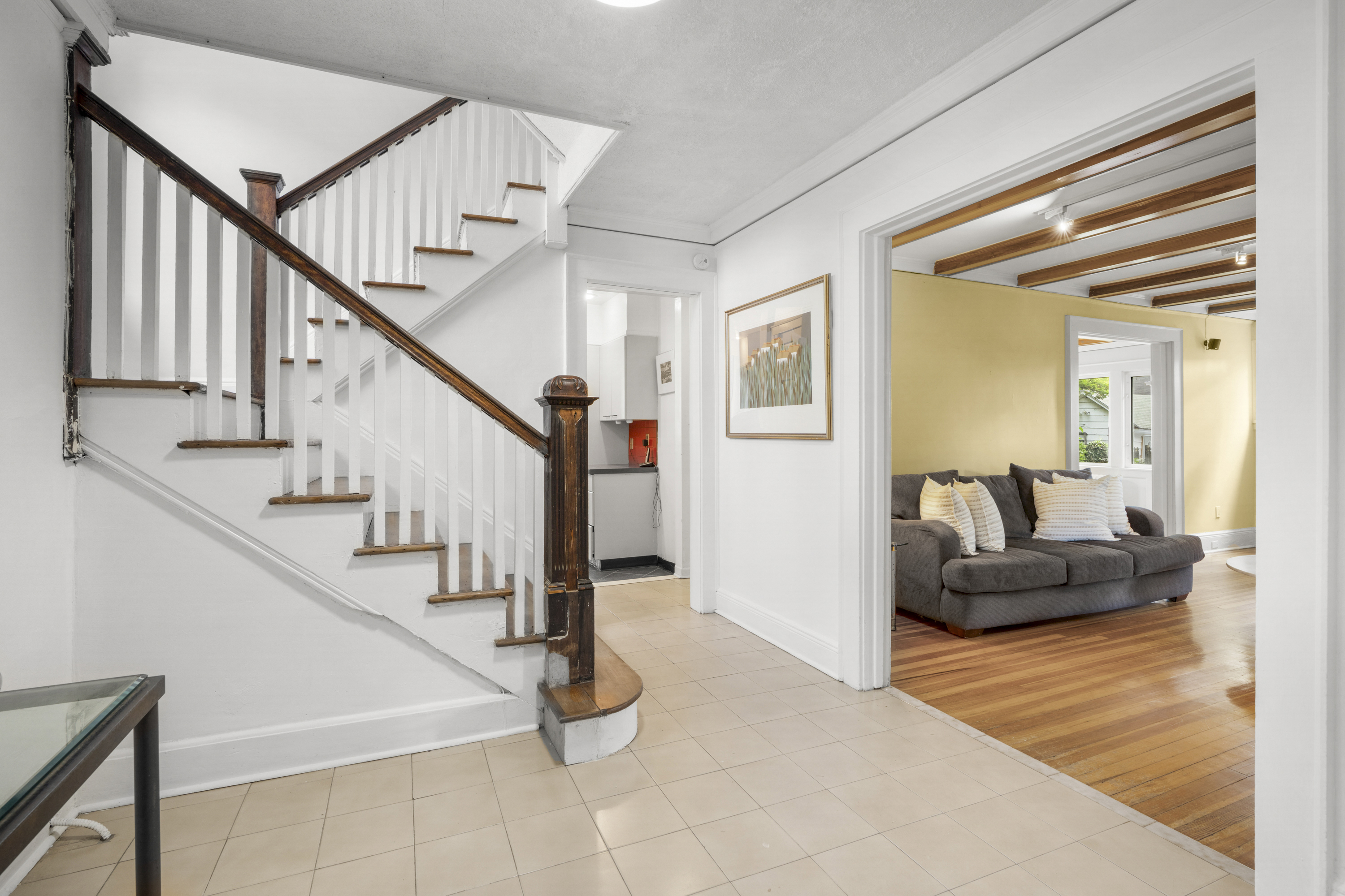  Classic New Rochelle Colonial - 物件實景