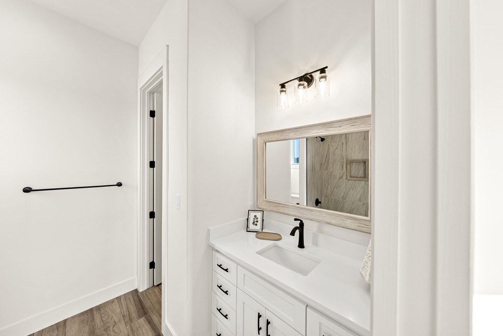 Kerrville, Texas, 78028, United States, 3 Bedrooms Bedrooms, ,3 BathroomsBathrooms,Residential,For Sale,2025103