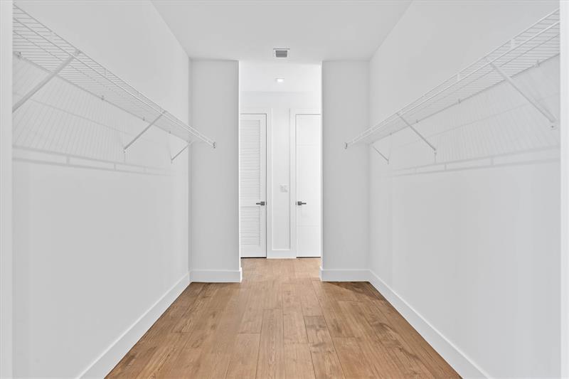 Weston, Florida, 33326, United States, 5 Bedrooms Bedrooms, ,10 BathroomsBathrooms,Residential,For Sale,1925286