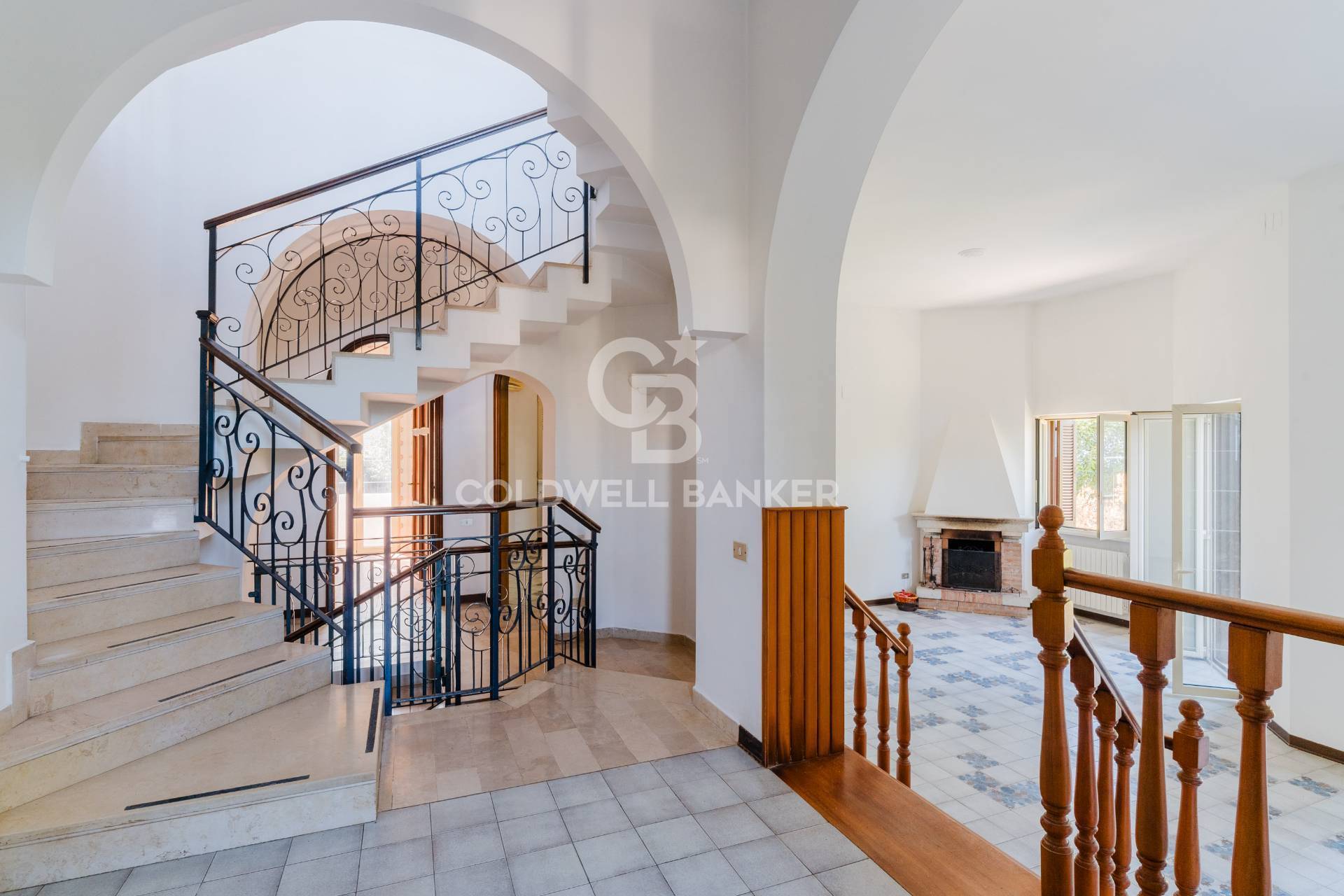 Bari, Bari, 70100, IT, 3 Bedrooms Bedrooms, ,3 BathroomsBathrooms,Residential,For Sale,1991647