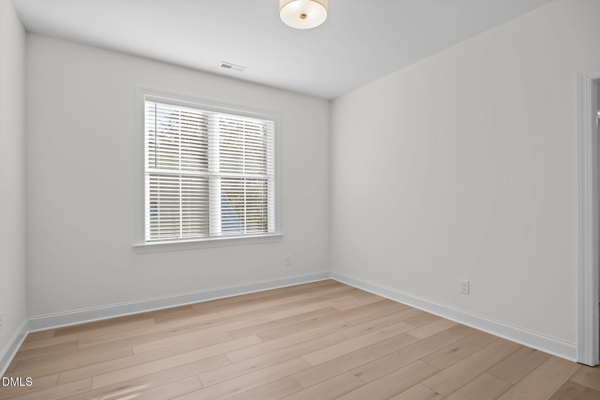 Wake Forest, North Carolina, 27587, United States, 4 Bedrooms Bedrooms, ,3 BathroomsBathrooms,Residential,For Sale,1994437